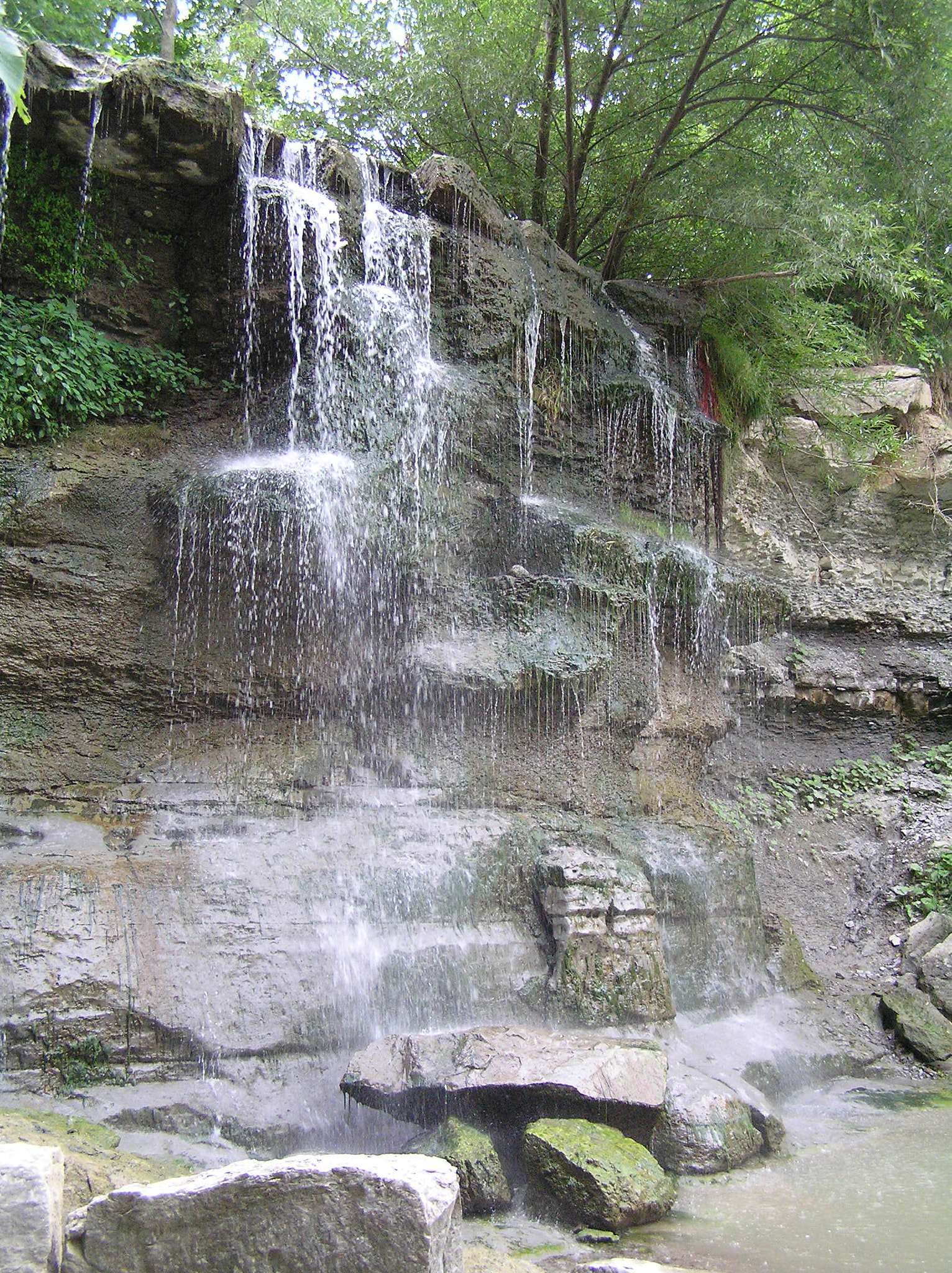 Olympus C770UZ sample photo. Waterfall at rock glen conservation area in summer photography