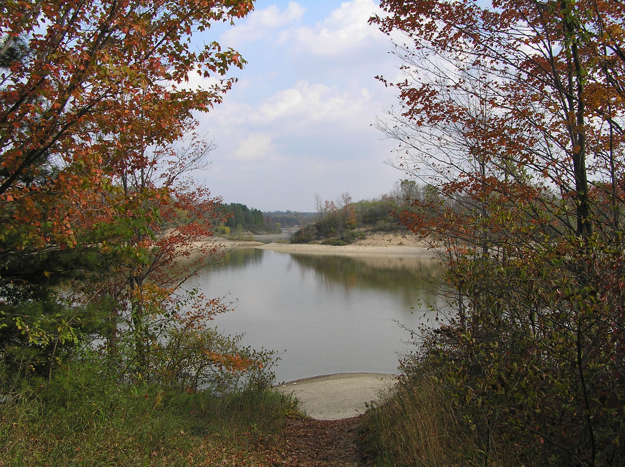 Olympus C770UZ sample photo. Parkhill reservoir in fall photography