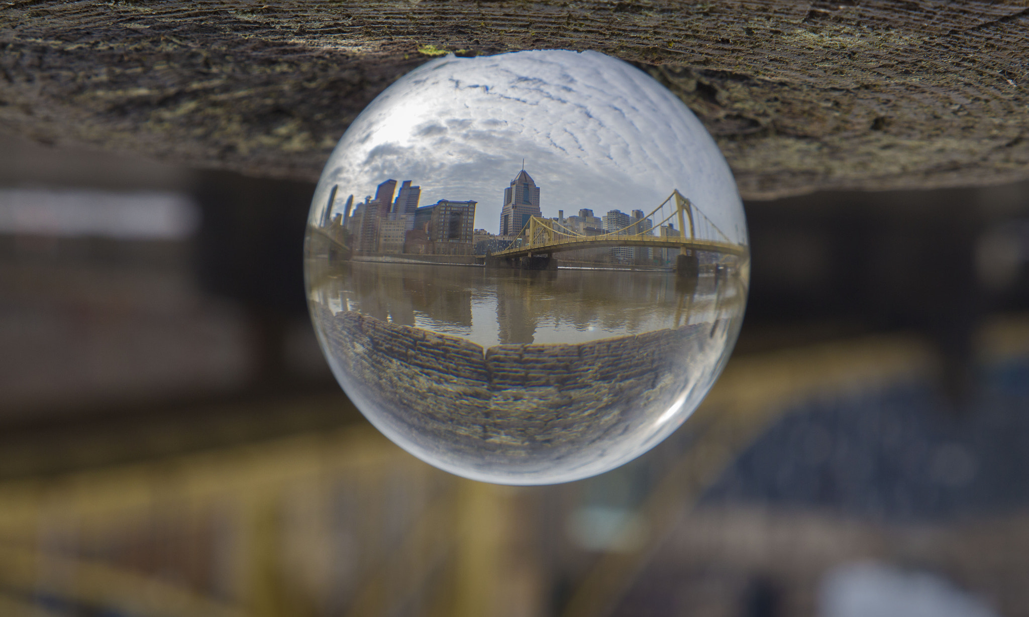 Canon EOS 700D (EOS Rebel T5i / EOS Kiss X7i) sample photo. The clemente bridge sits above the muddy still waters of the allegheny photography