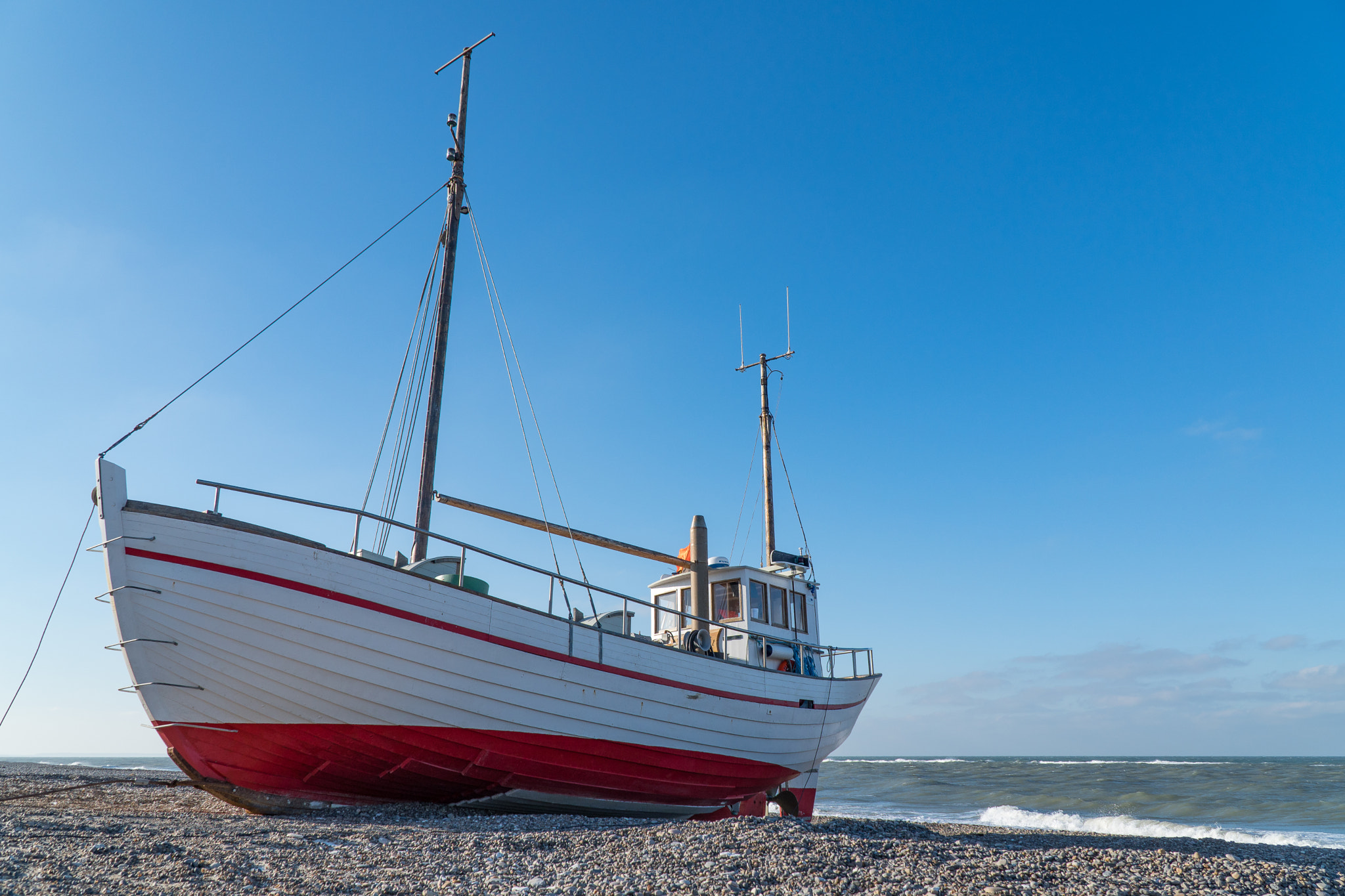 Sony E PZ 18-105mm F4 G OSS sample photo. Fishing boat photography