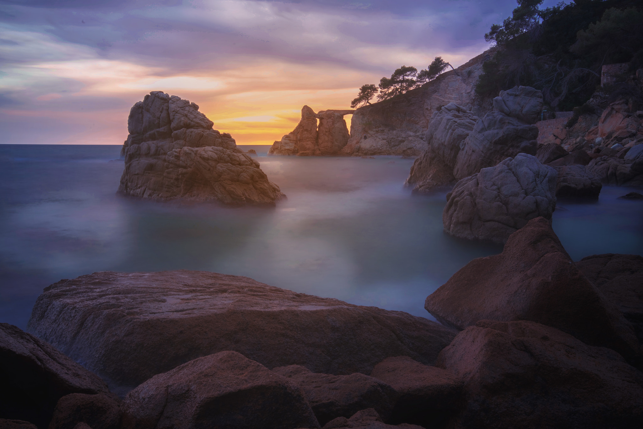 Sony a7R II + Sony Vario-Tessar T* FE 16-35mm F4 ZA OSS sample photo. Terminus photography