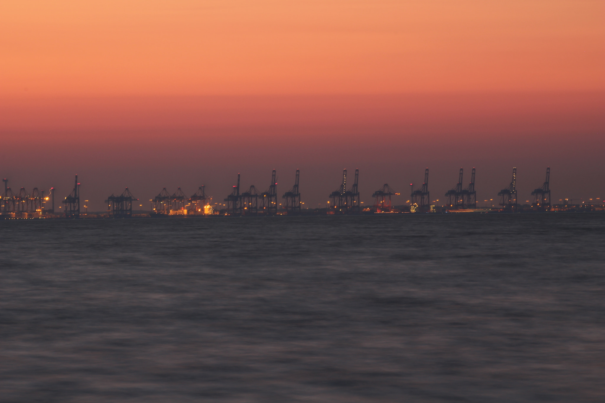 Sigma 70-300mm F4-5.6 APO DG Macro sample photo. Bremerhaven photography