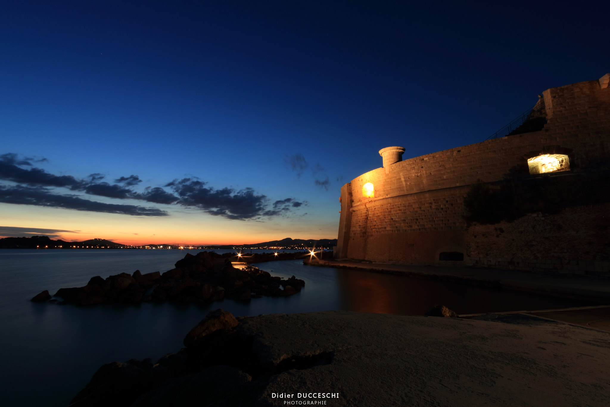 Canon EF-S 10-22mm F3.5-4.5 USM sample photo. The royal tower photography