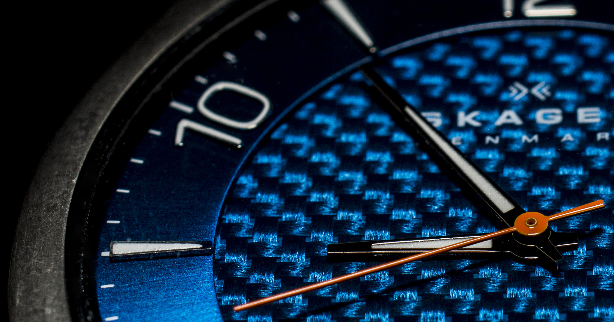 Nikon AF-S DX Micro Nikkor 40mm F2.8 sample photo. Blue time photography