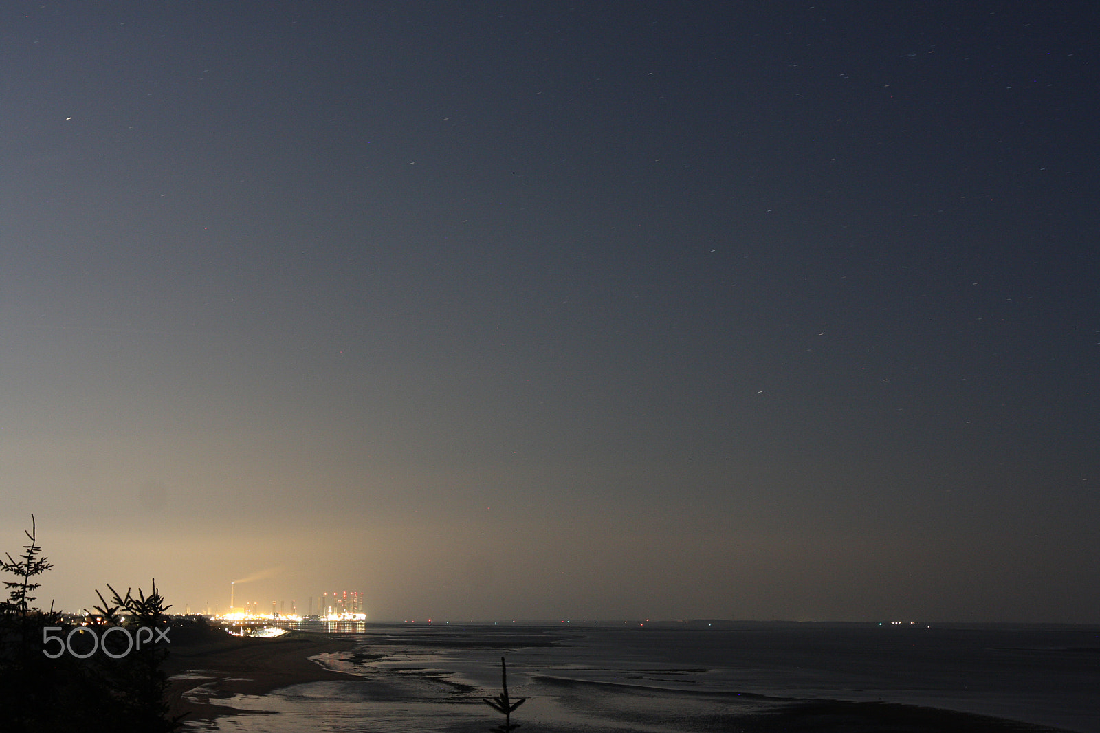 Canon EF 16-35mm F2.8L II USM sample photo. Esbjerg harbour at a distance photography