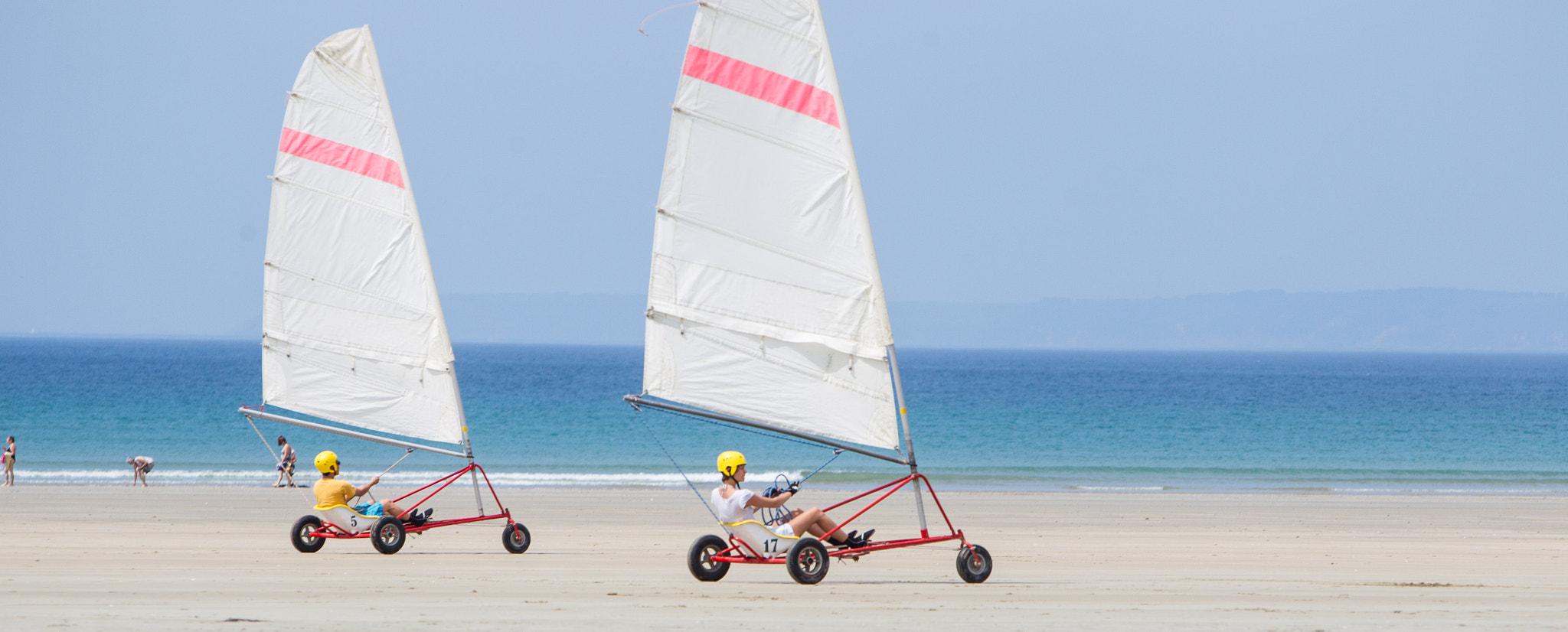 Canon EOS-1D Mark IV sample photo. Sand yachting in brittany photography
