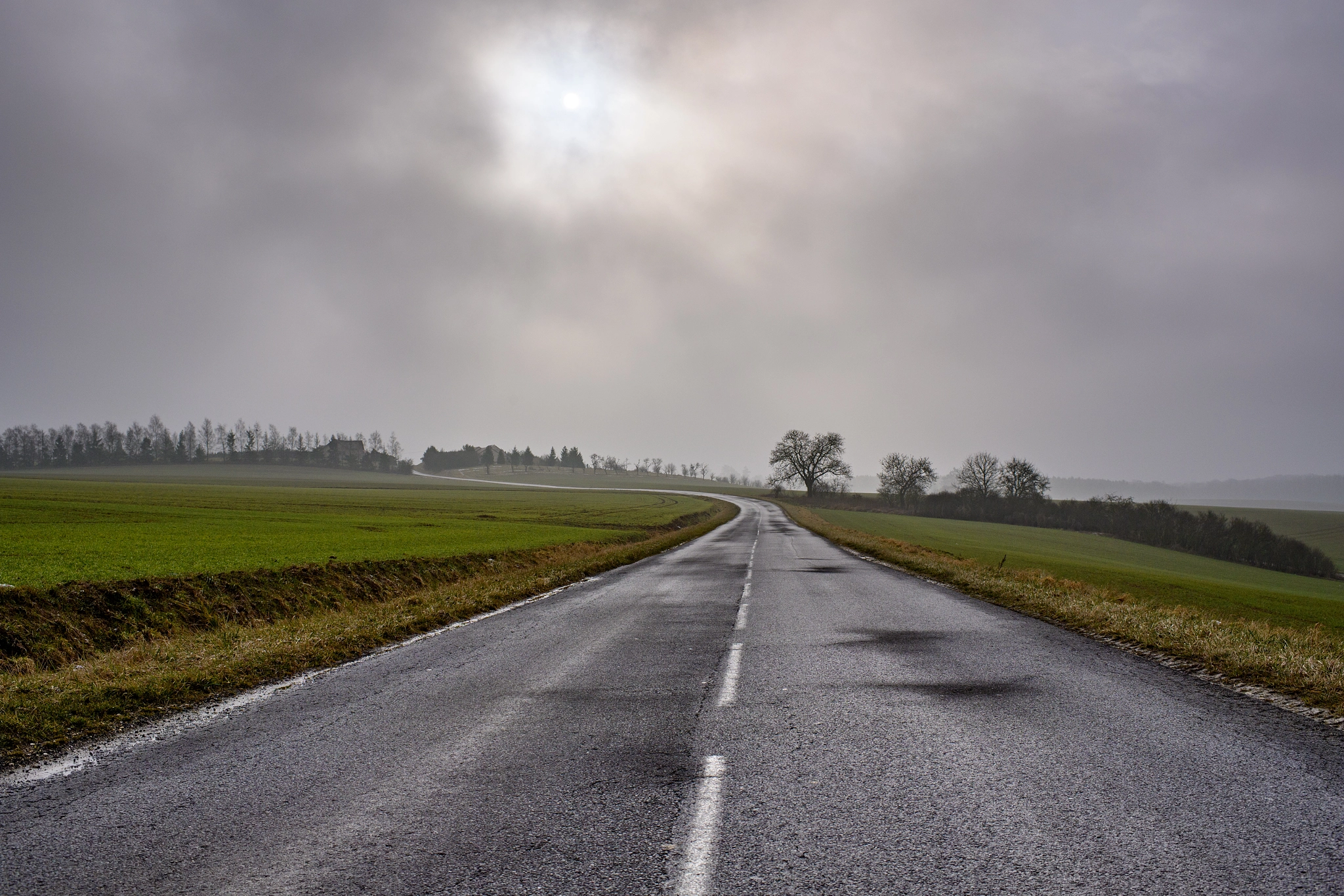 Nikon AF-S Nikkor 35mm F1.4G sample photo. Coriolis's road photography