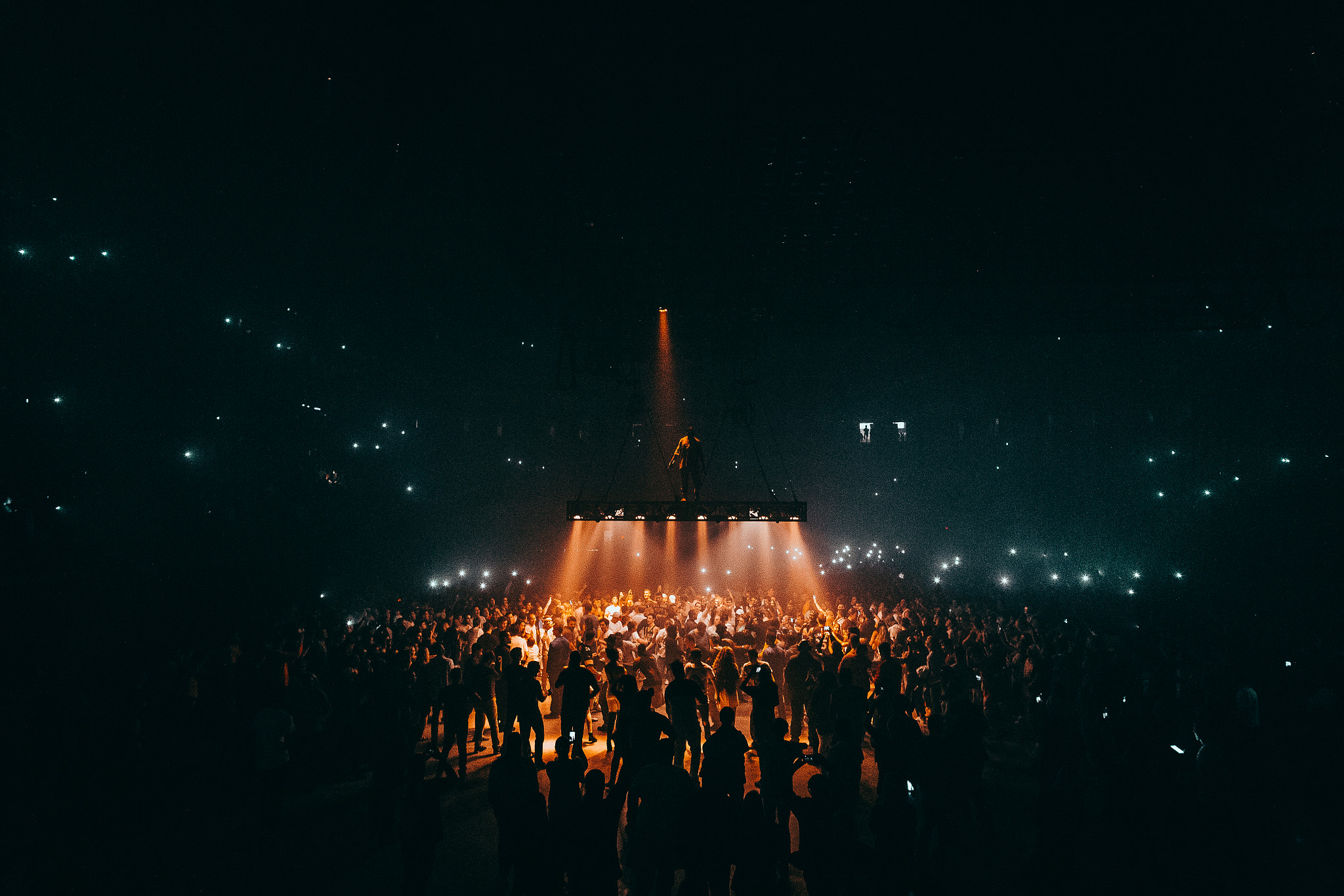 Canon EF 24mm F1.4L II USM sample photo. Pablo tour photography
