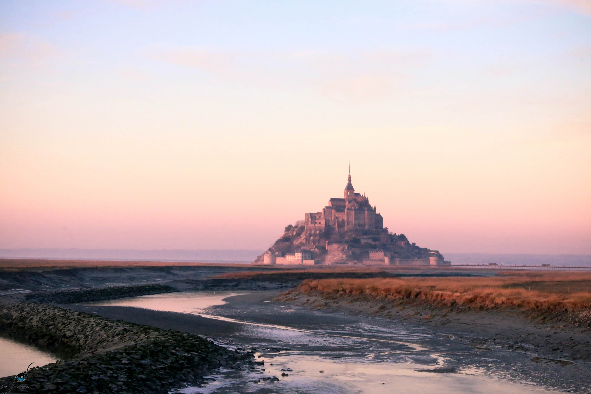 Canon EF 28-135mm F3.5-5.6 IS USM sample photo. Coucher de soleil sur le mont photography