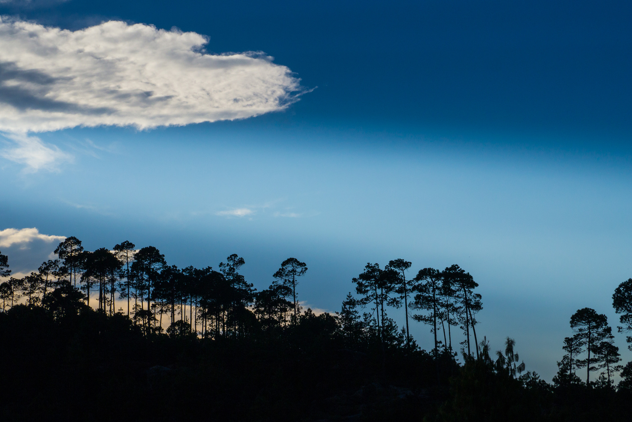 Panasonic Lumix DMC-G3 + Panasonic Lumix G Vario 45-200mm F4-5.6 OIS sample photo. Sky photography