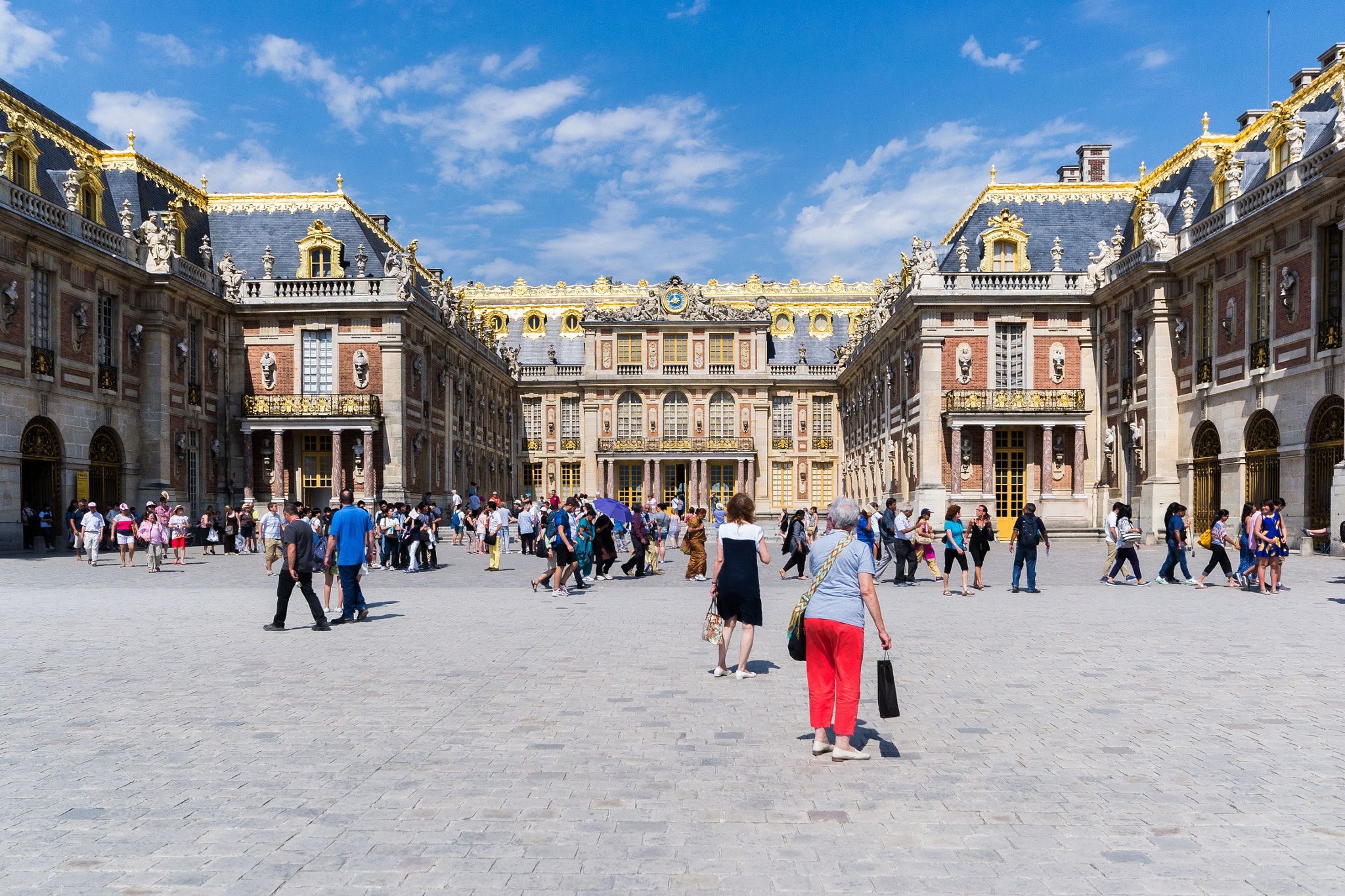 Sigma 10-20mm F4-5.6 EX DC HSM sample photo. Palace of versailles photography