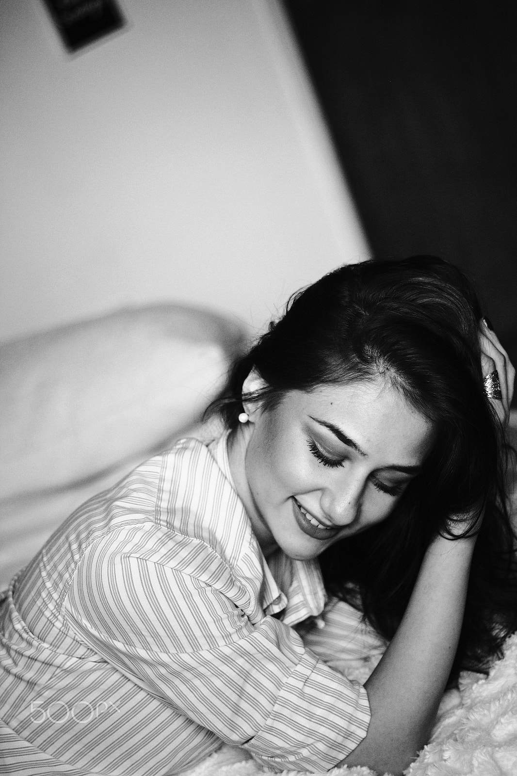 Canon EOS 600D (Rebel EOS T3i / EOS Kiss X5) sample photo. Black and white beauty photography