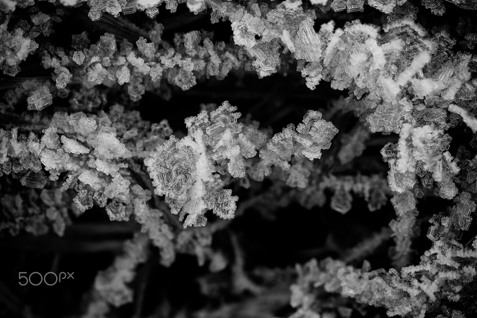 Sony a7 + Sony FE 90mm F2.8 Macro G OSS sample photo. Crystals photography