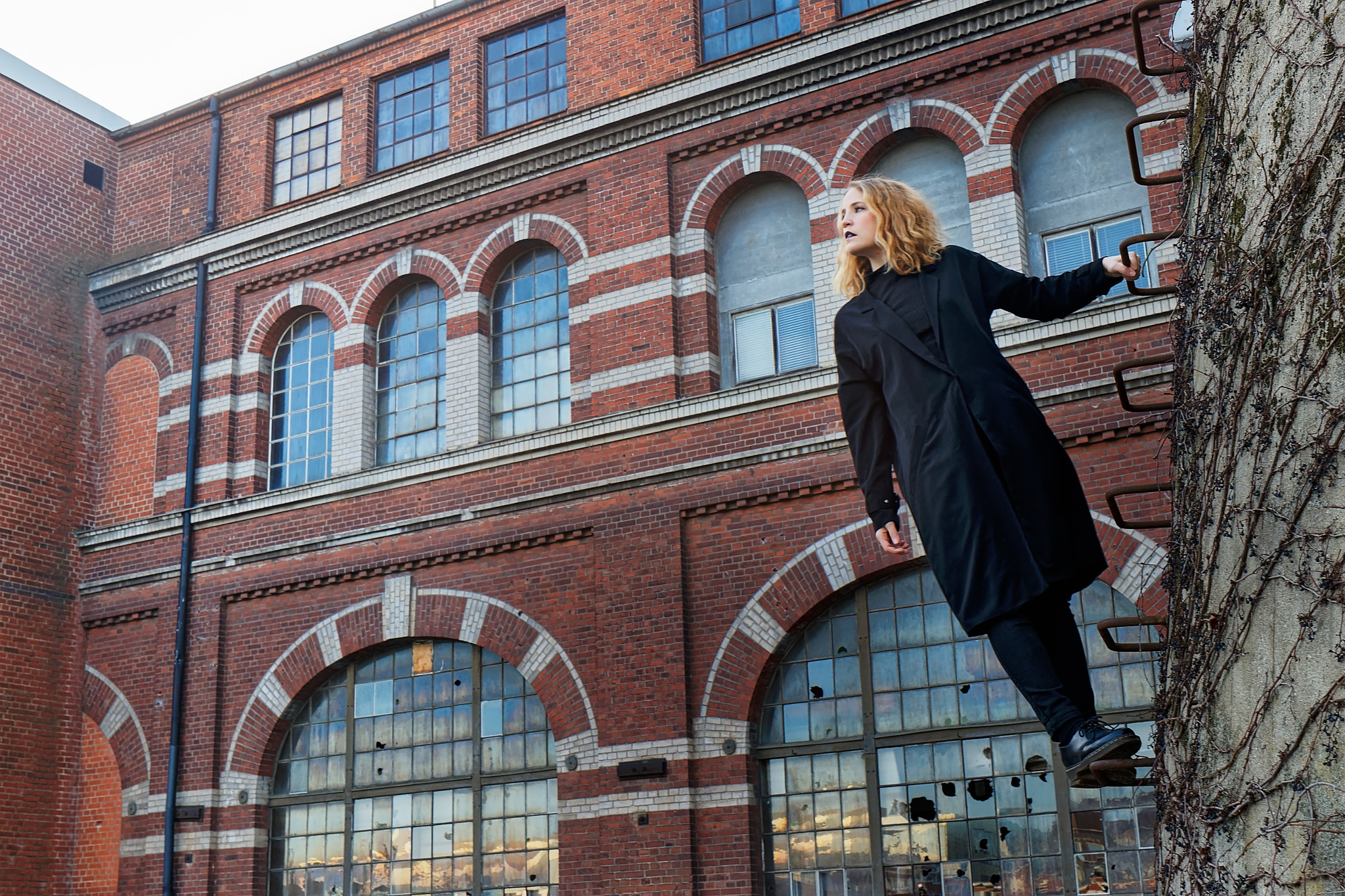 Canon EF 24-70mm F4L IS USM sample photo. Madde frey and the tower of madness photography
