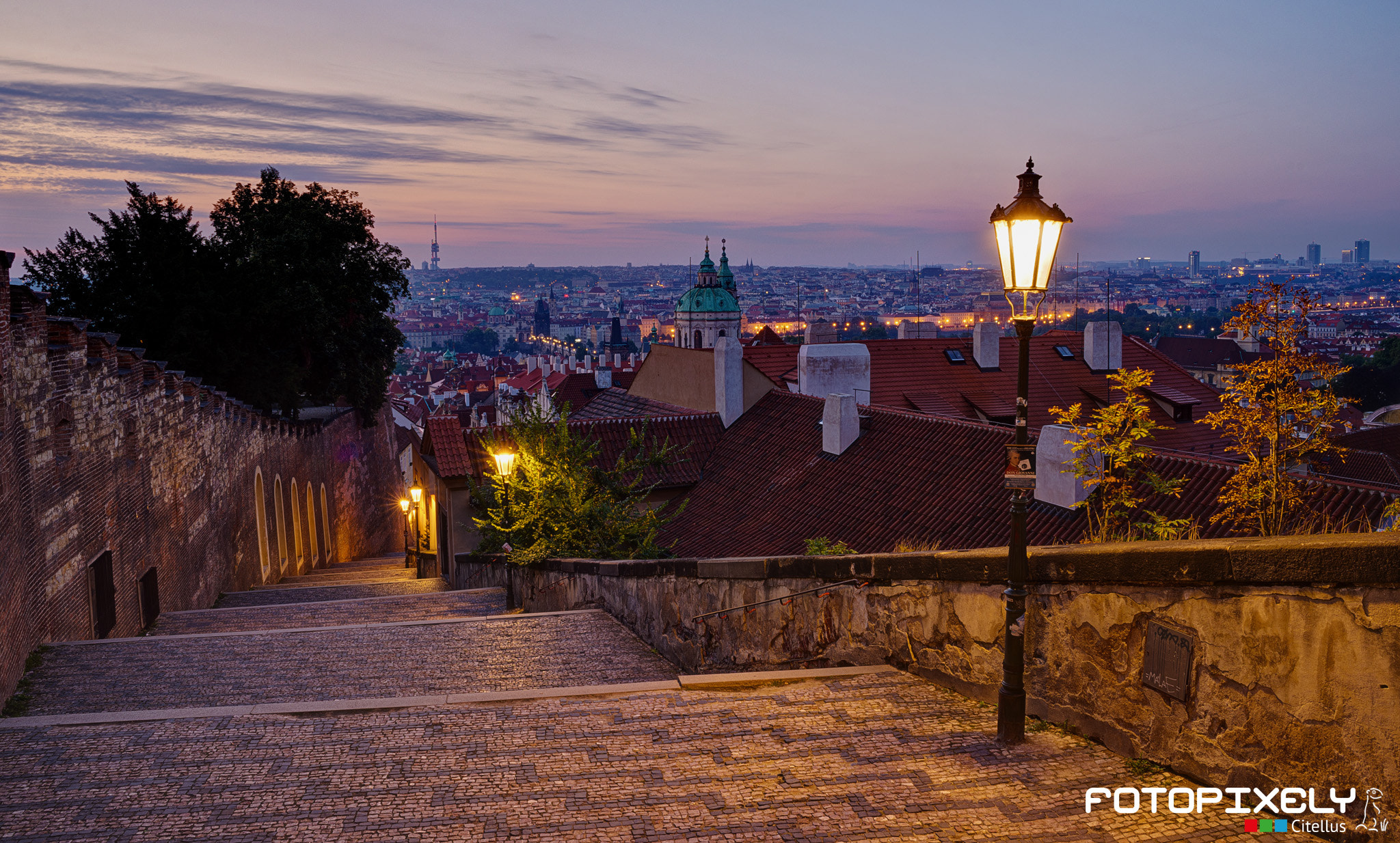 Sigma 24-70mm F2.8 EX DG HSM sample photo. Praha / prague photography