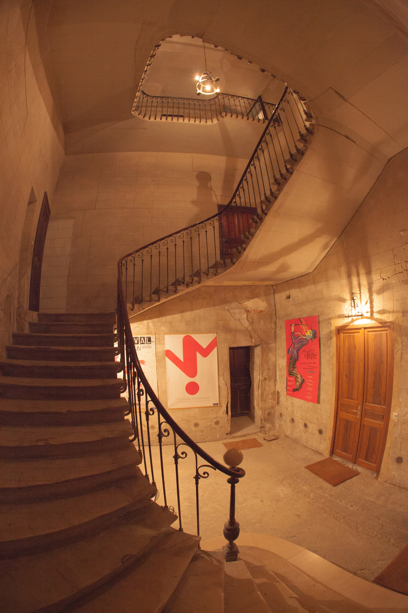 Canon EF 15mm F2.8 Fisheye sample photo. Avingon photography