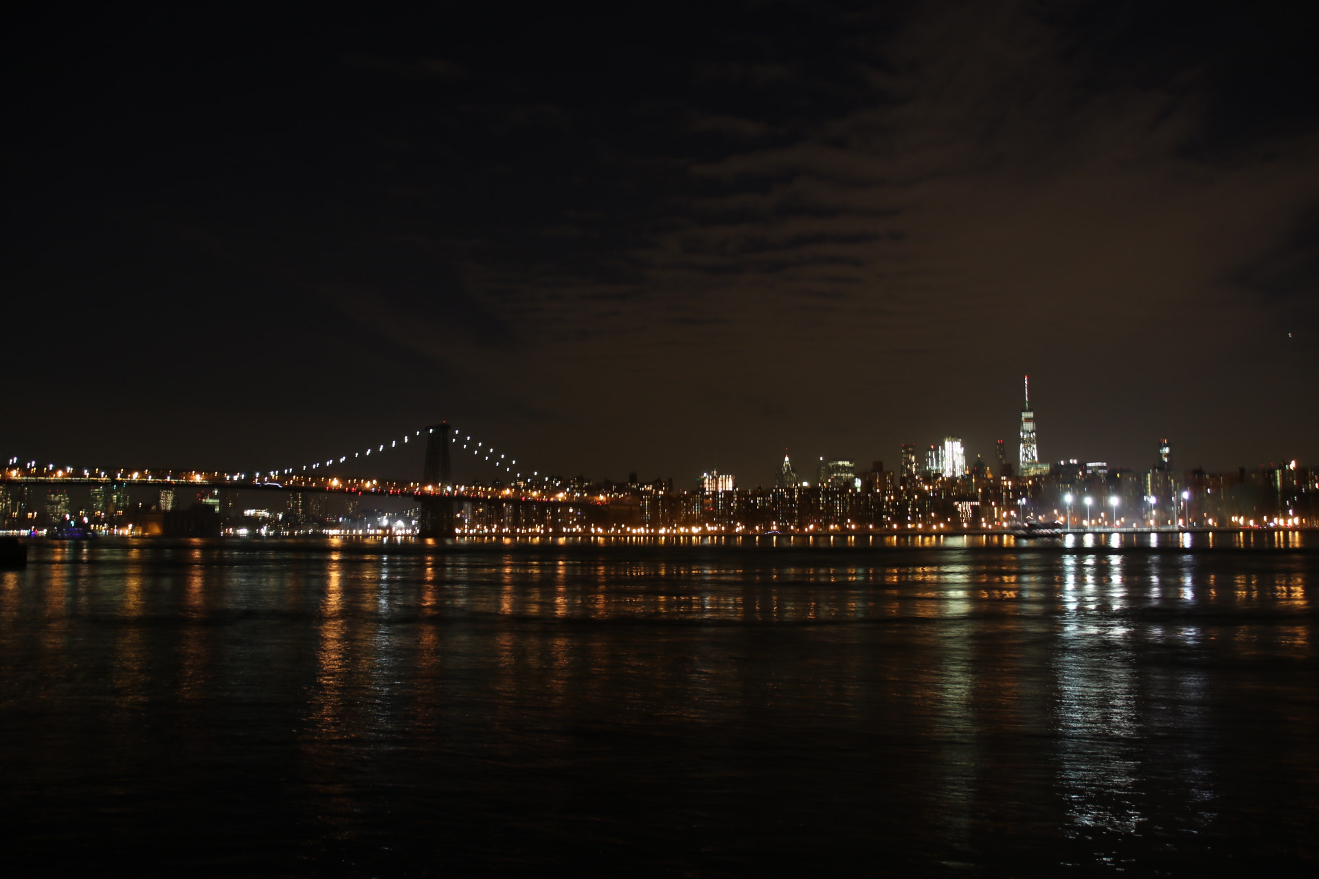 Sigma 18-250mm F3.5-6.3 DC OS HSM sample photo. Downtown manhattan photography