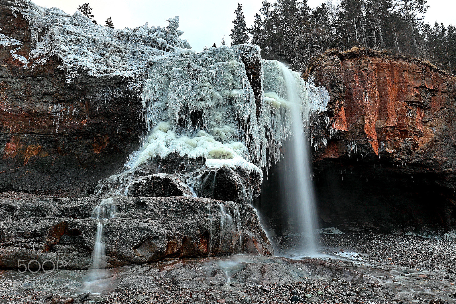 Canon EF 16-35mm F4L IS USM sample photo. Icy waterfall at port george photography