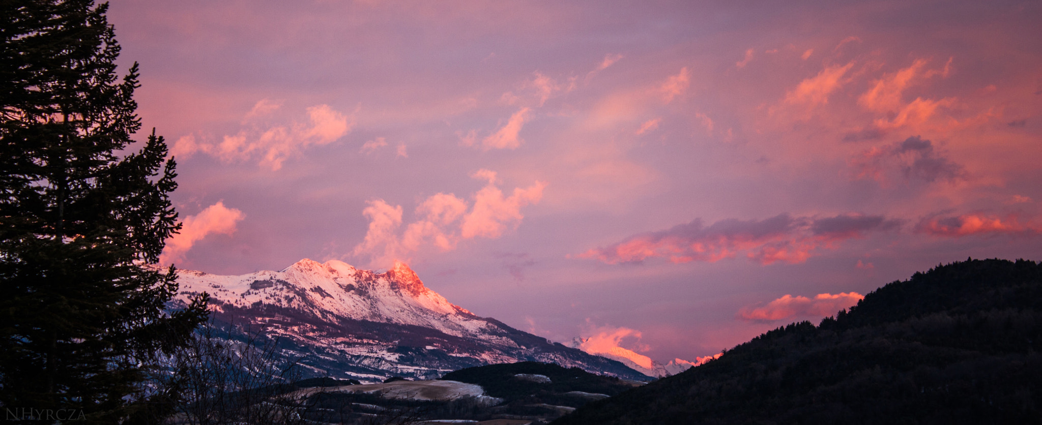 Canon EOS 40D sample photo. Sunset on the snowy mountain photography