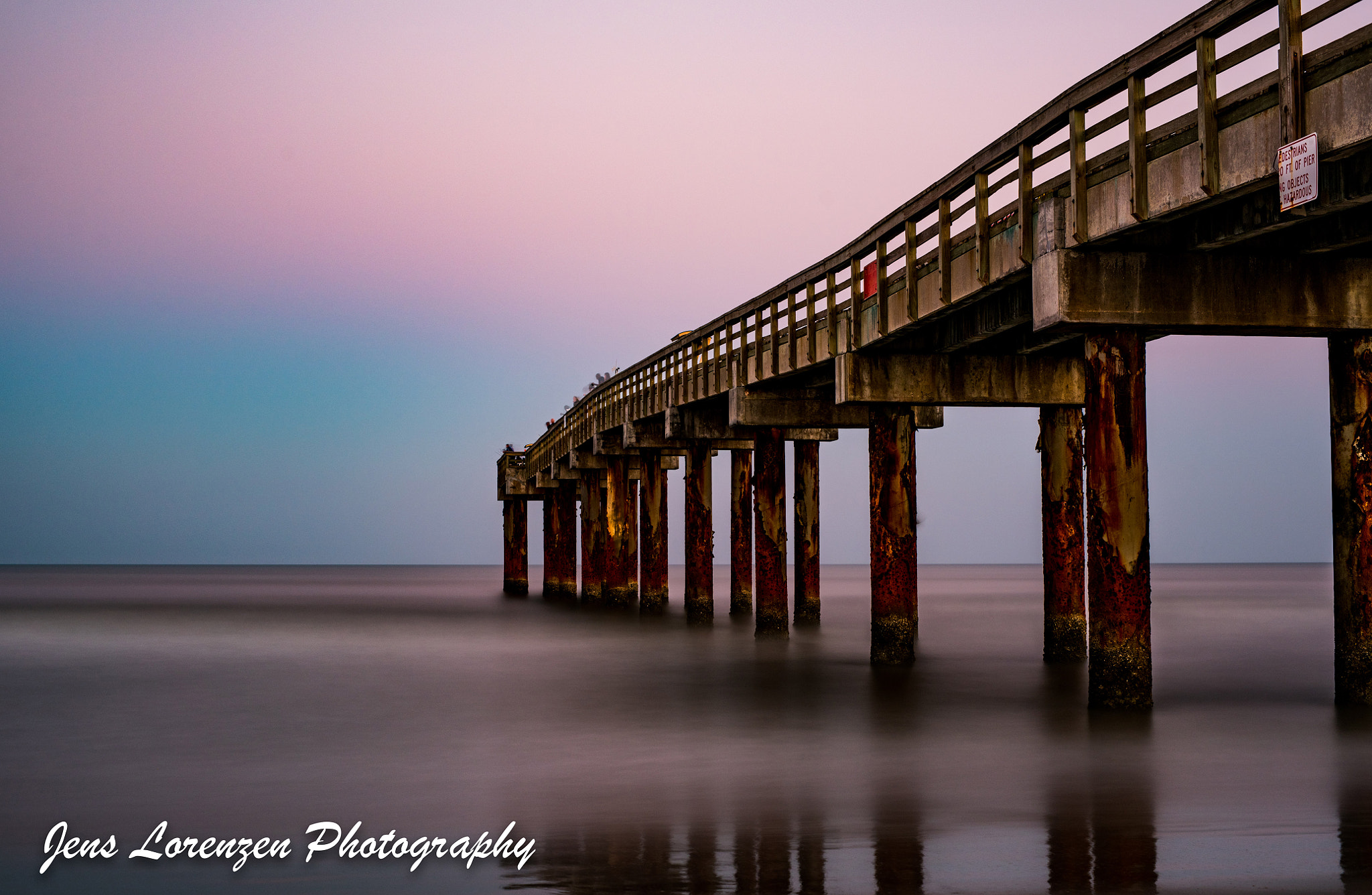 Nikon D810 + ZEISS Milvus 50mm F1.4 sample photo. Saint augustine pier photography