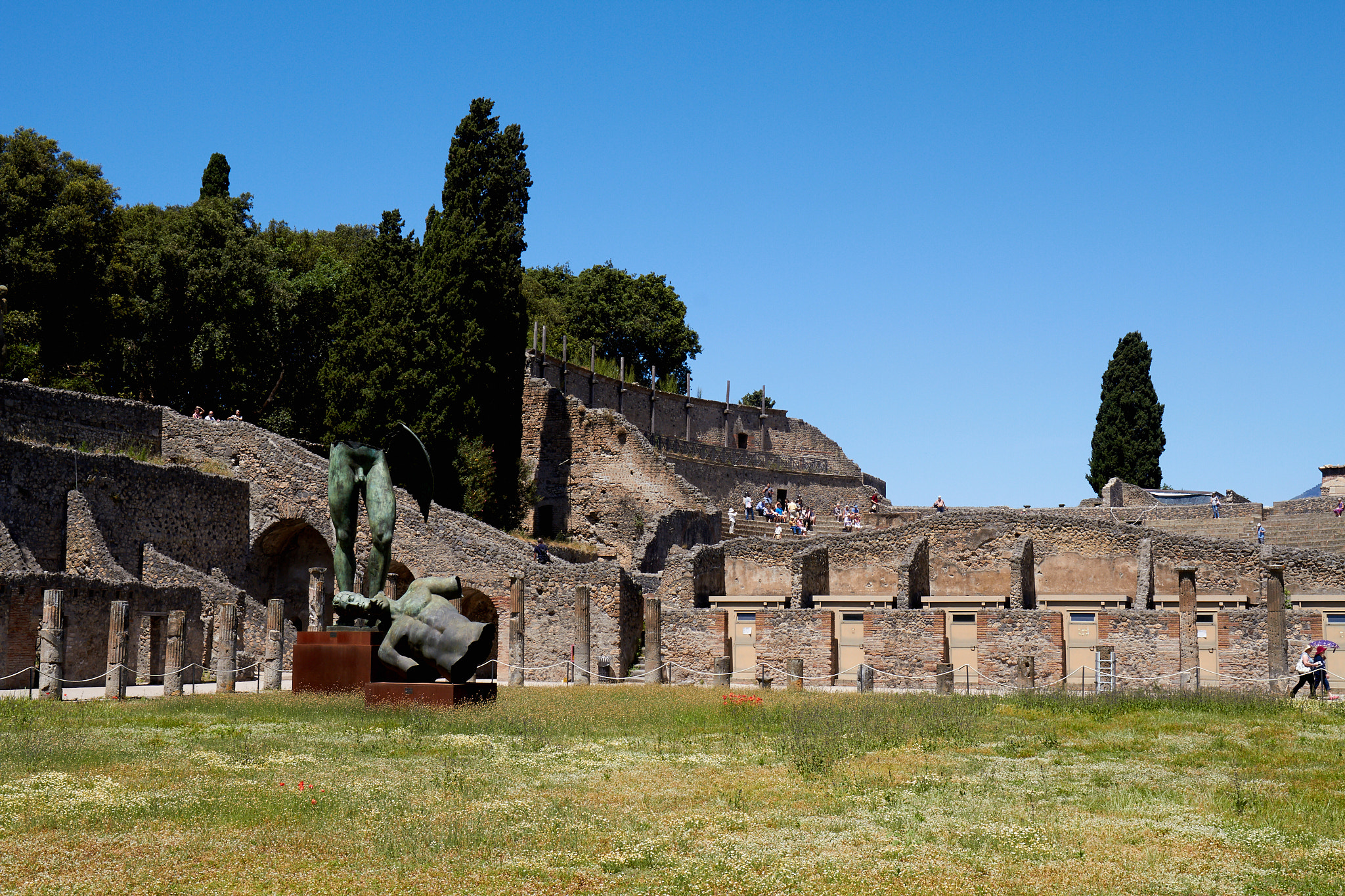 Canon EOS 7D + Canon EF 16-35mm F4L IS USM sample photo. Pompeii photography