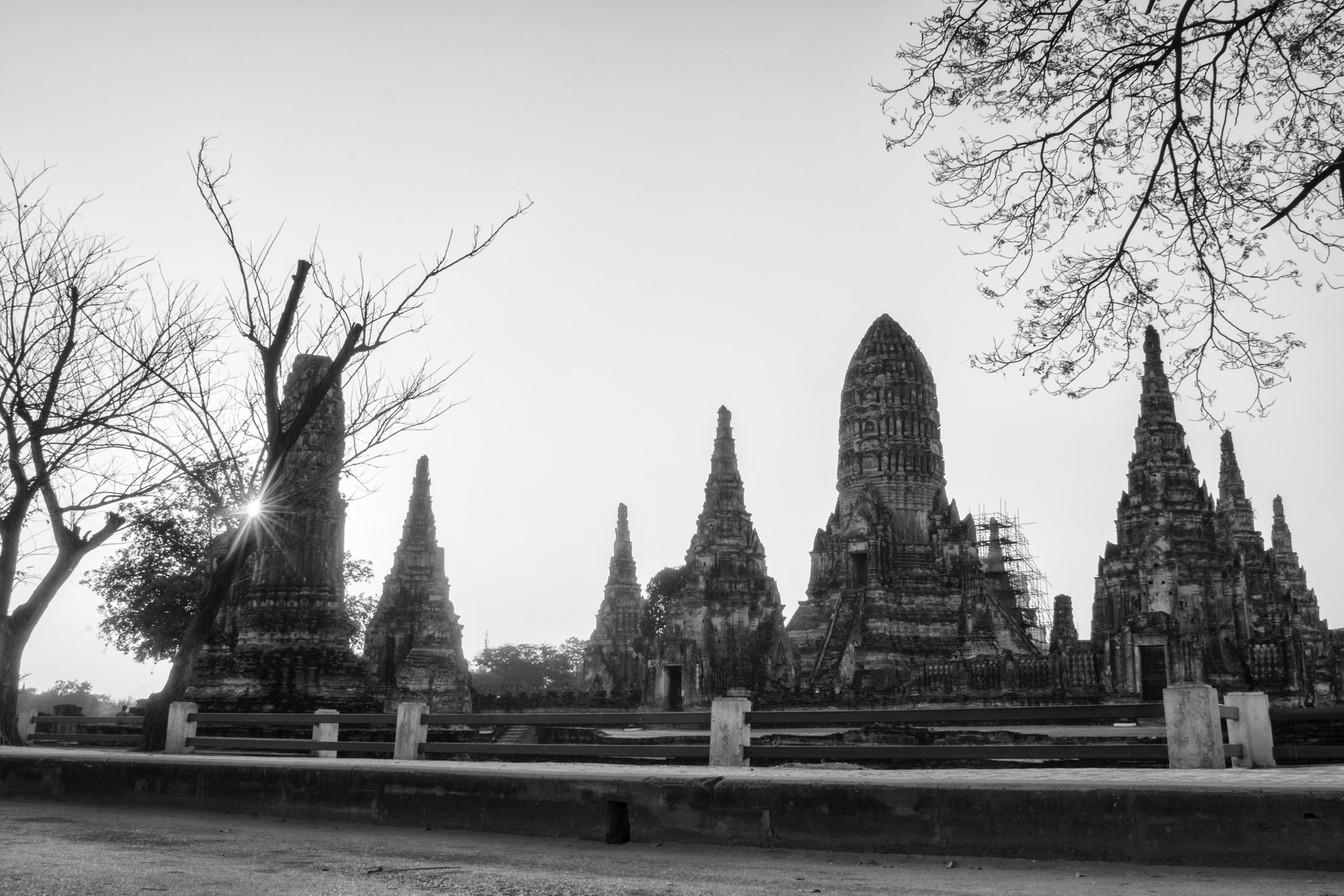 Nikon D7100 + AF Nikkor 20mm f/2.8 sample photo. Black&white temple photography