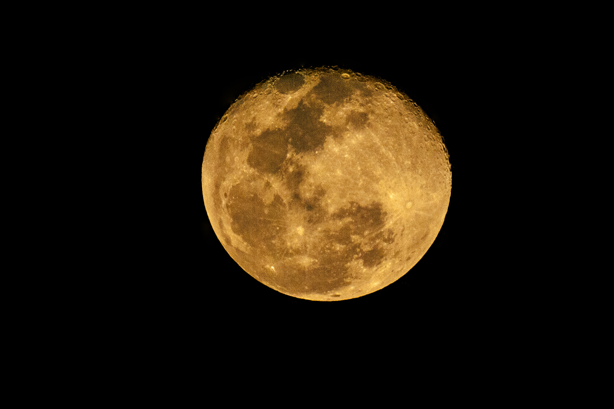 Sigma 150-600mm F5-6.3 DG OS HSM | C sample photo. February 16 2017 lunar calendar moon photography