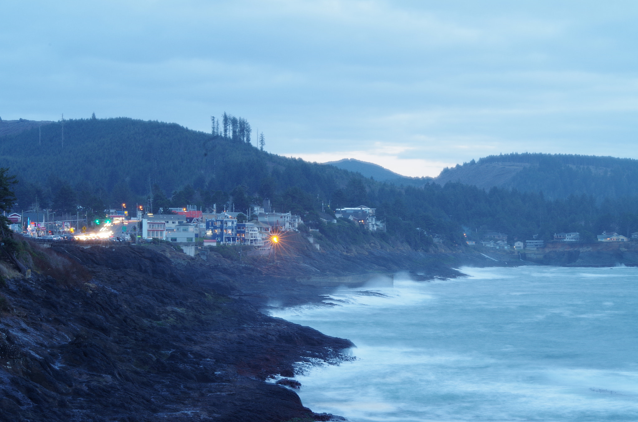 Pentax K-50 + Sigma 70-300mm F4-5.6 Macro sample photo. Depoe bay photography