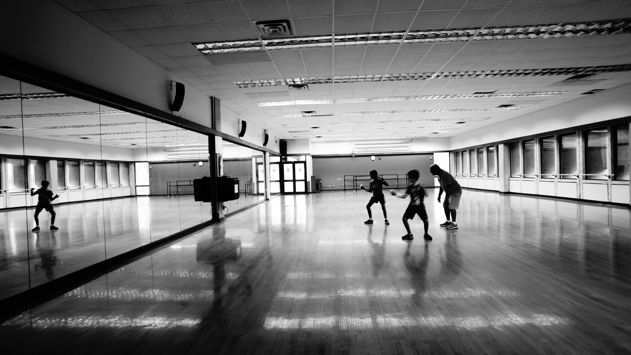 Sony a7 + Sony E 16mm F2.8 sample photo. The fencing lesson photography