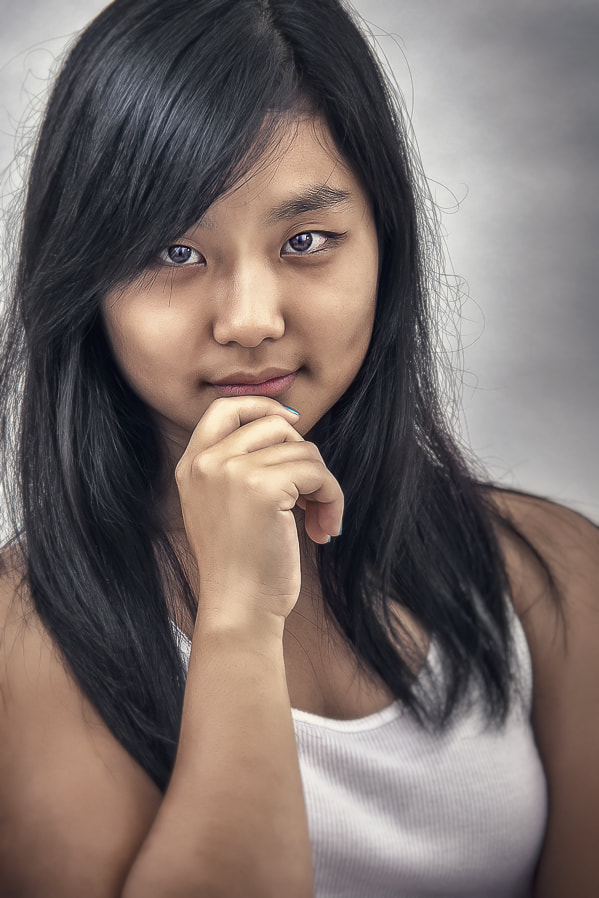Sigma 70-200mm F2.8 EX DG Macro HSM II sample photo. Orienta girl photography