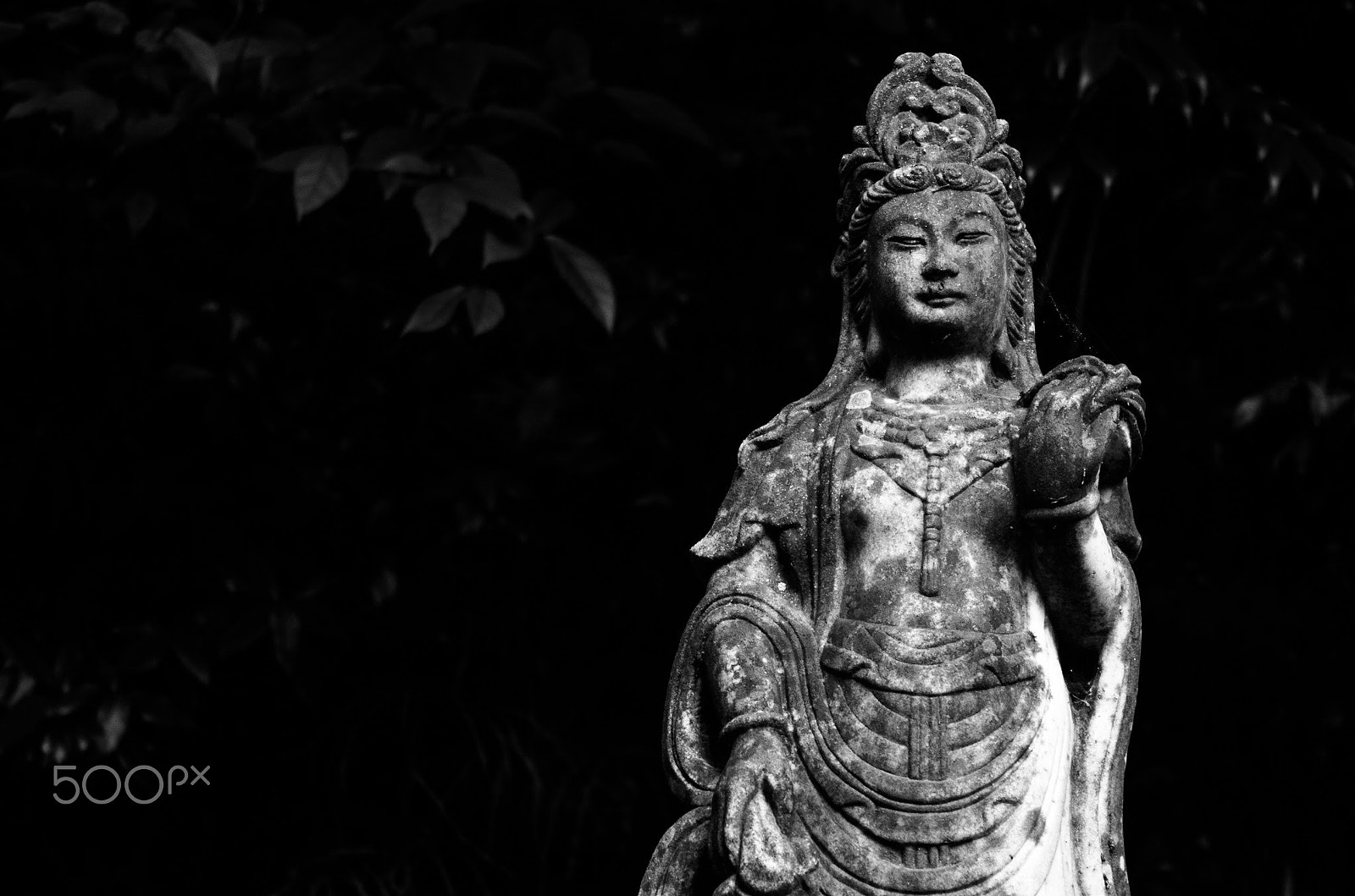 Pentax K-30 sample photo. Forgotten goddess photography