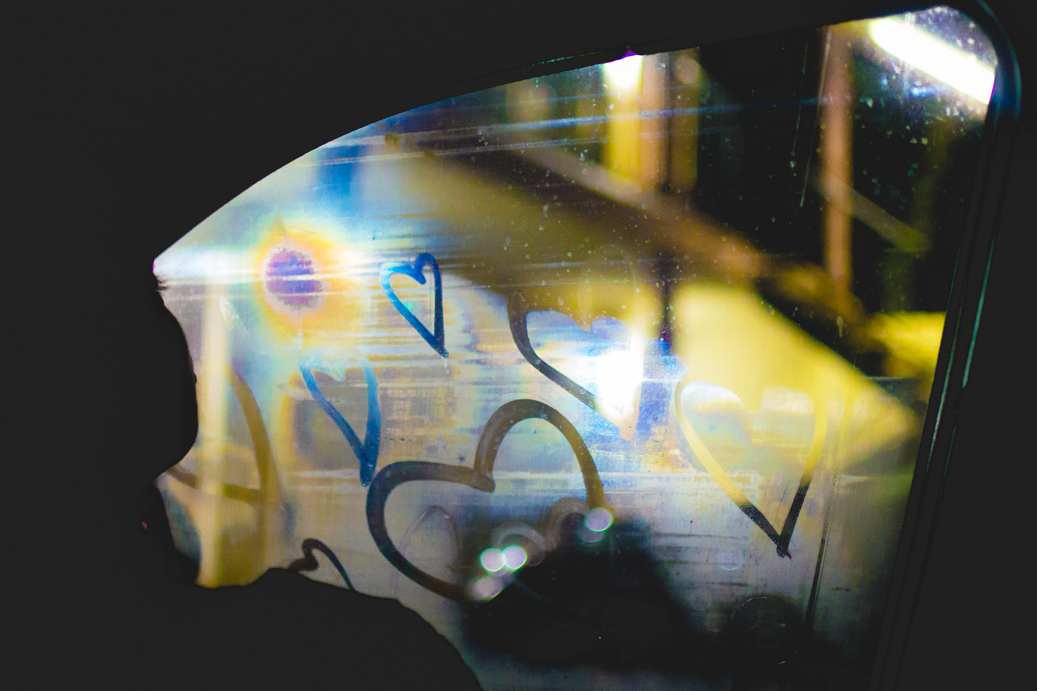 Nikon D610 + Nikon AF-S DX Nikkor 35mm F1.8G sample photo. Love fades away as fast as it comes your way. photography