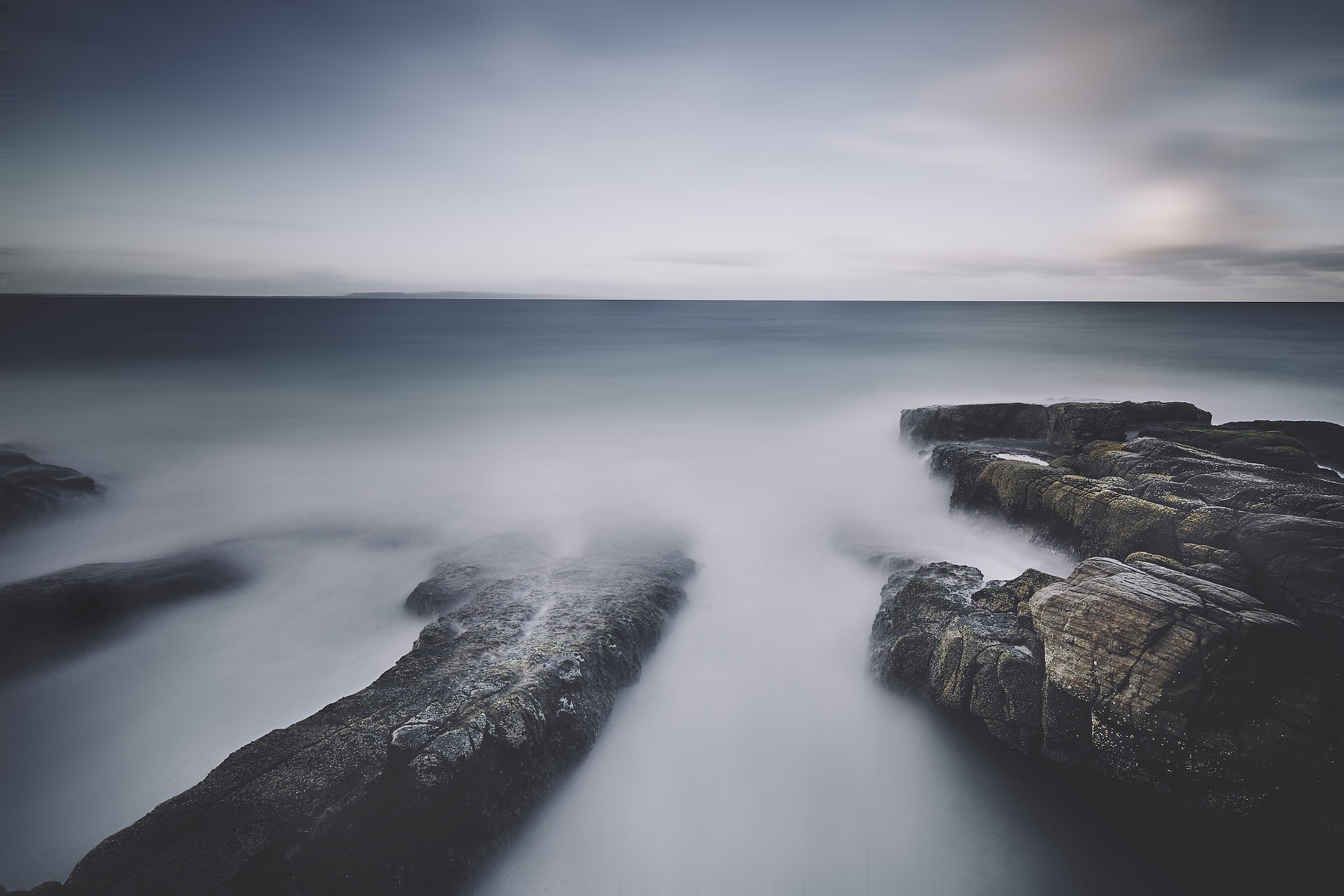 Canon EF 16-35mm F4L IS USM sample photo. At noosa national park photography