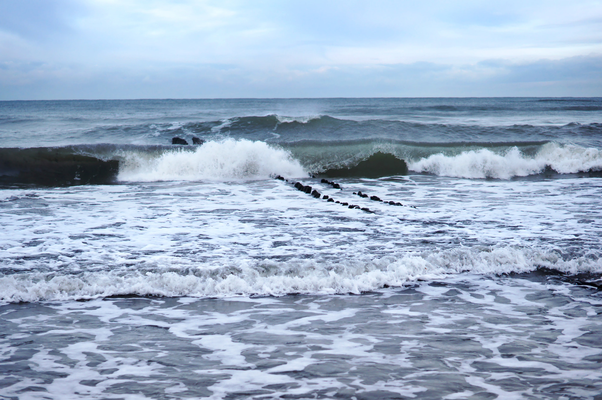 Sony Alpha NEX-3N + E 50mm F1.8 OSS sample photo. Sea, waves, wind photography