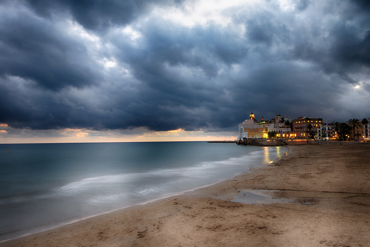 Nikon D800 + Nikon AF-S Nikkor 20mm F1.8G ED sample photo. Sitges photography