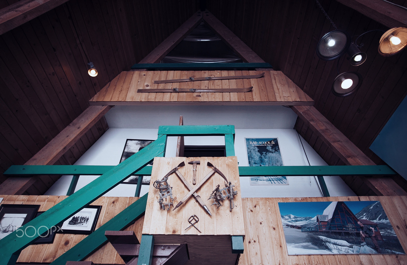 Sony a7R II + 17-40mm F4 G SSM sample photo. Interior @ hatcher pass lodge photography