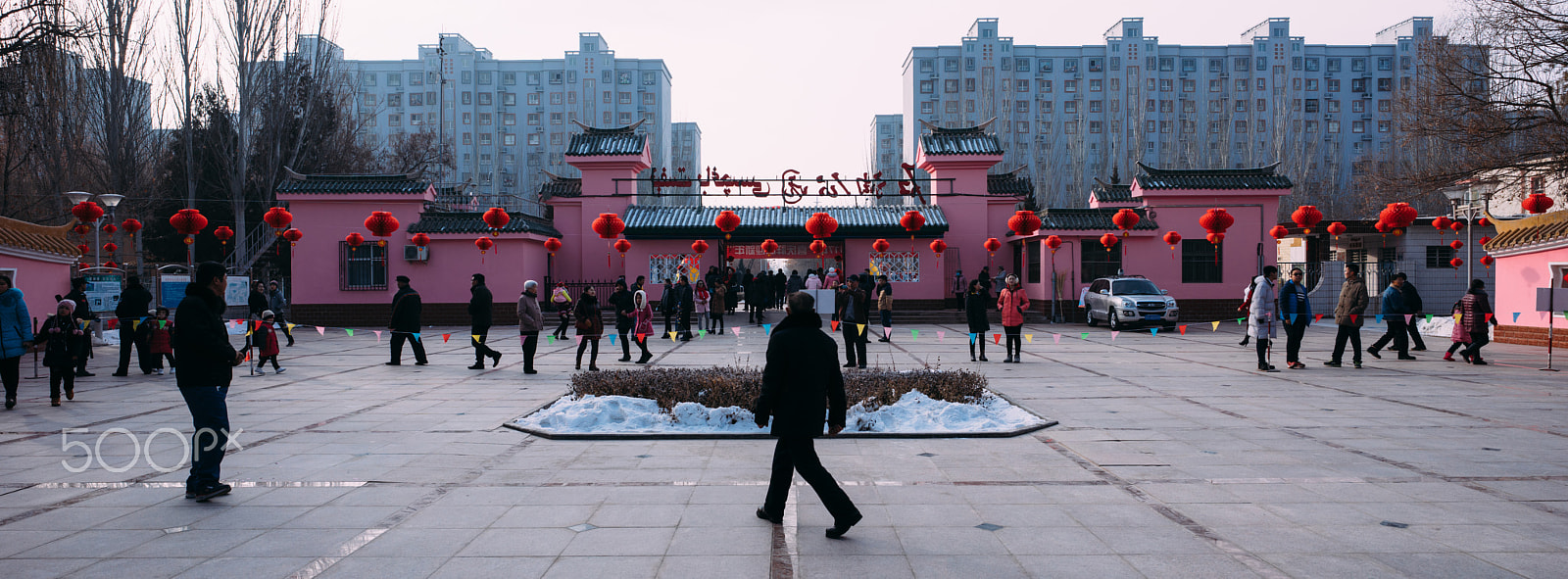 Sony a7R + E 21mm F2.8 sample photo. First day of chinese new year photography