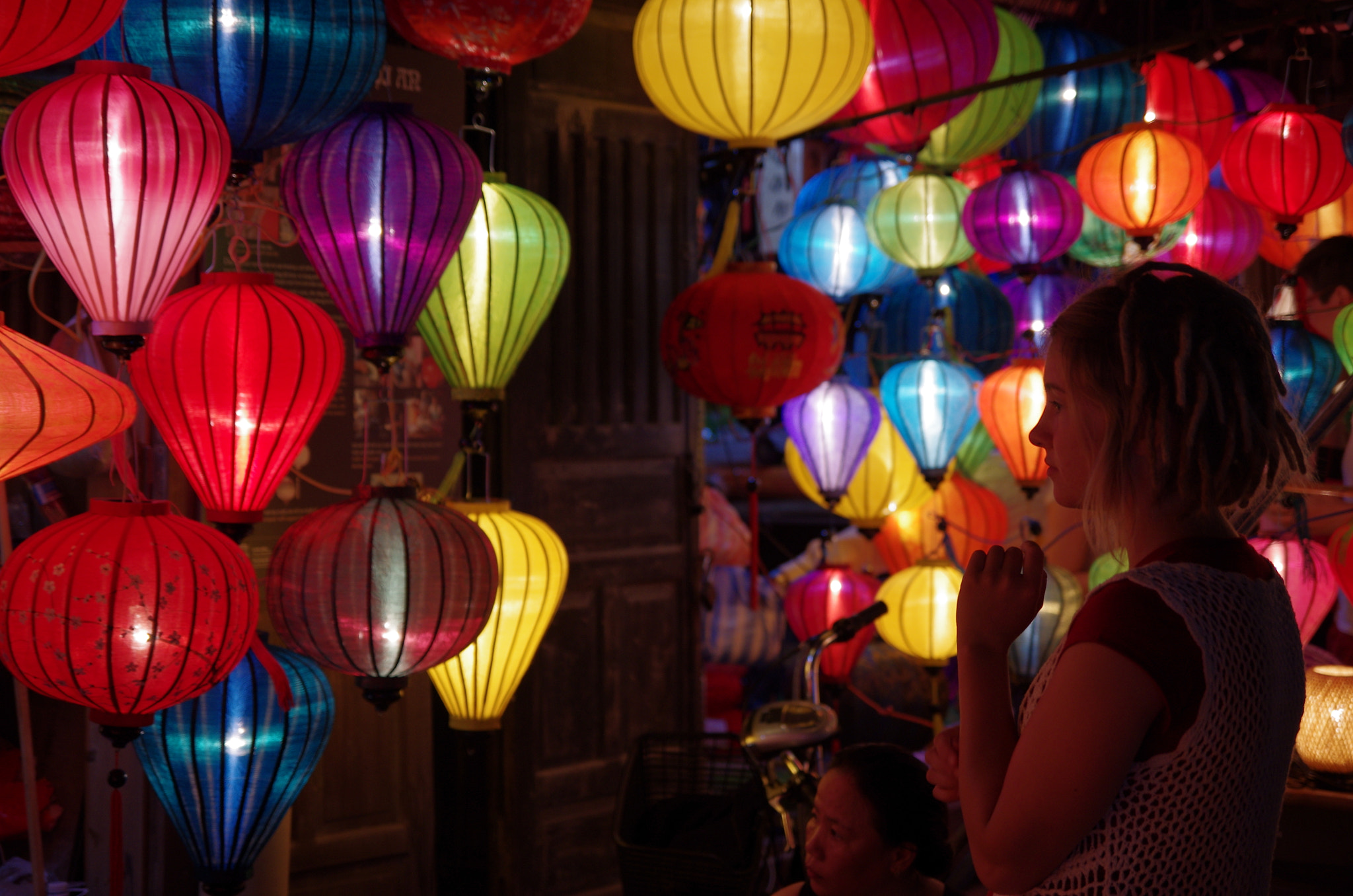 Pentax K-5 sample photo. Lampion photography