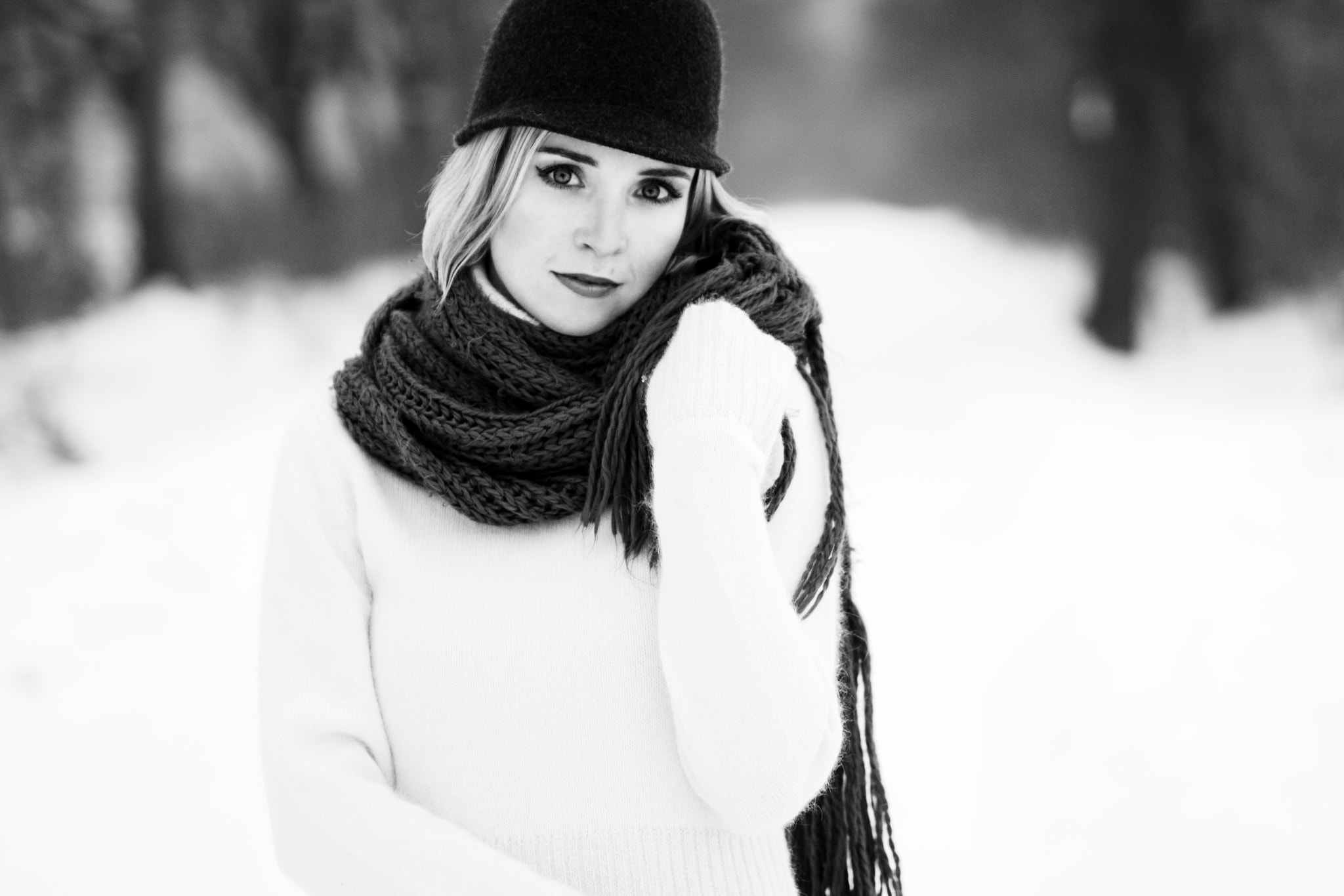 Nikon D7000 + Sigma 50mm F1.4 DG HSM Art sample photo. Winter glam iii photography