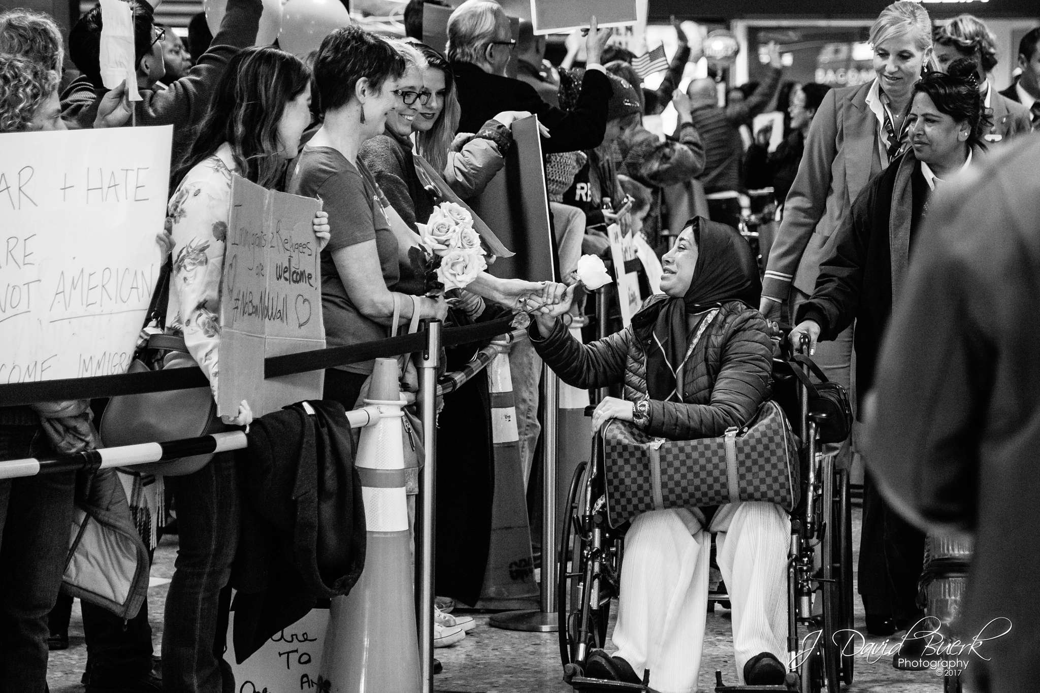 Canon EOS-1D X sample photo. Airport photography photography
