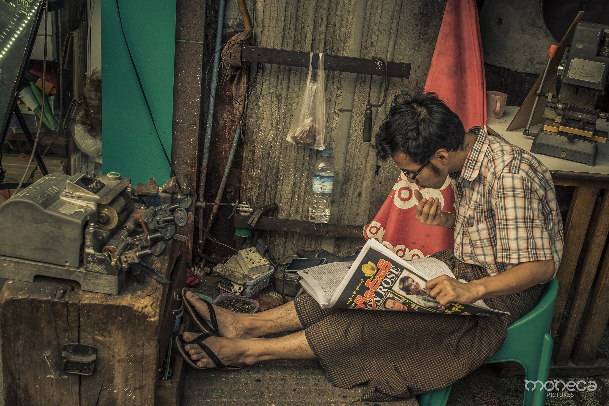 Nikon D600 + Sigma 35mm F1.4 DG HSM Art sample photo. Reader photography