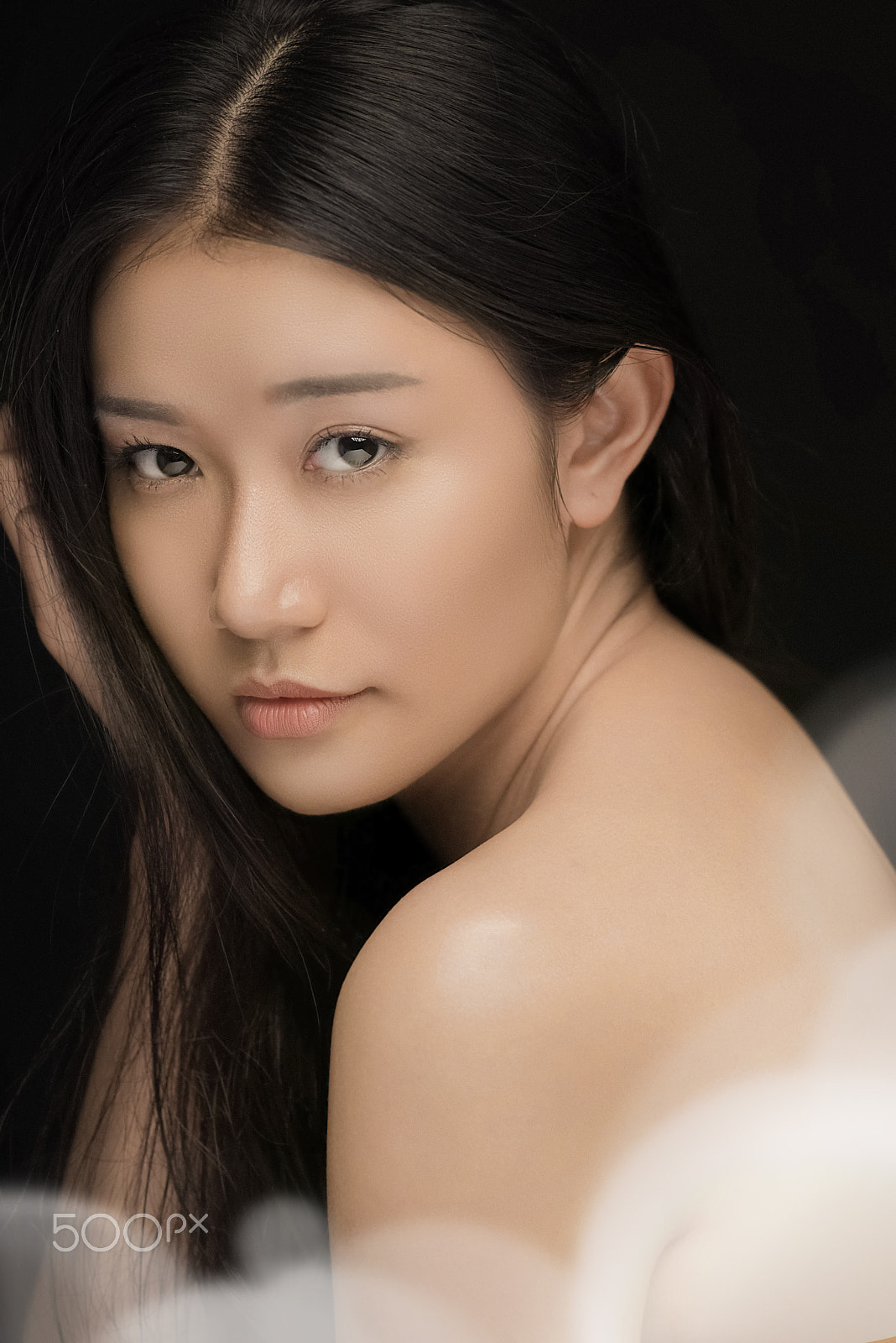 Nikon D800E + ZEISS Apo Sonnar T* 135mm F2 sample photo. Beauty photography