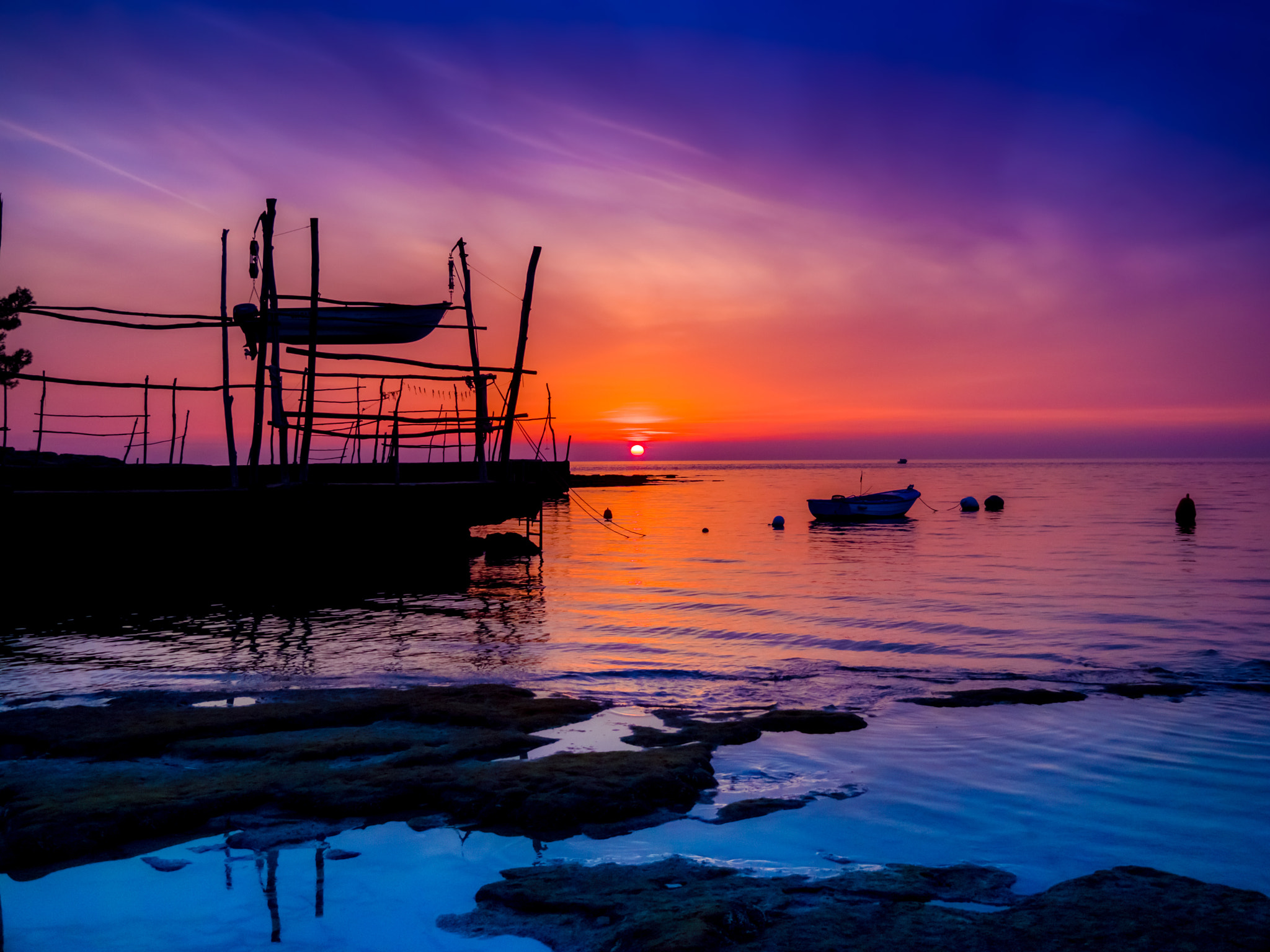 Olympus OM-D E-M10 sample photo. Salvore sunset photography