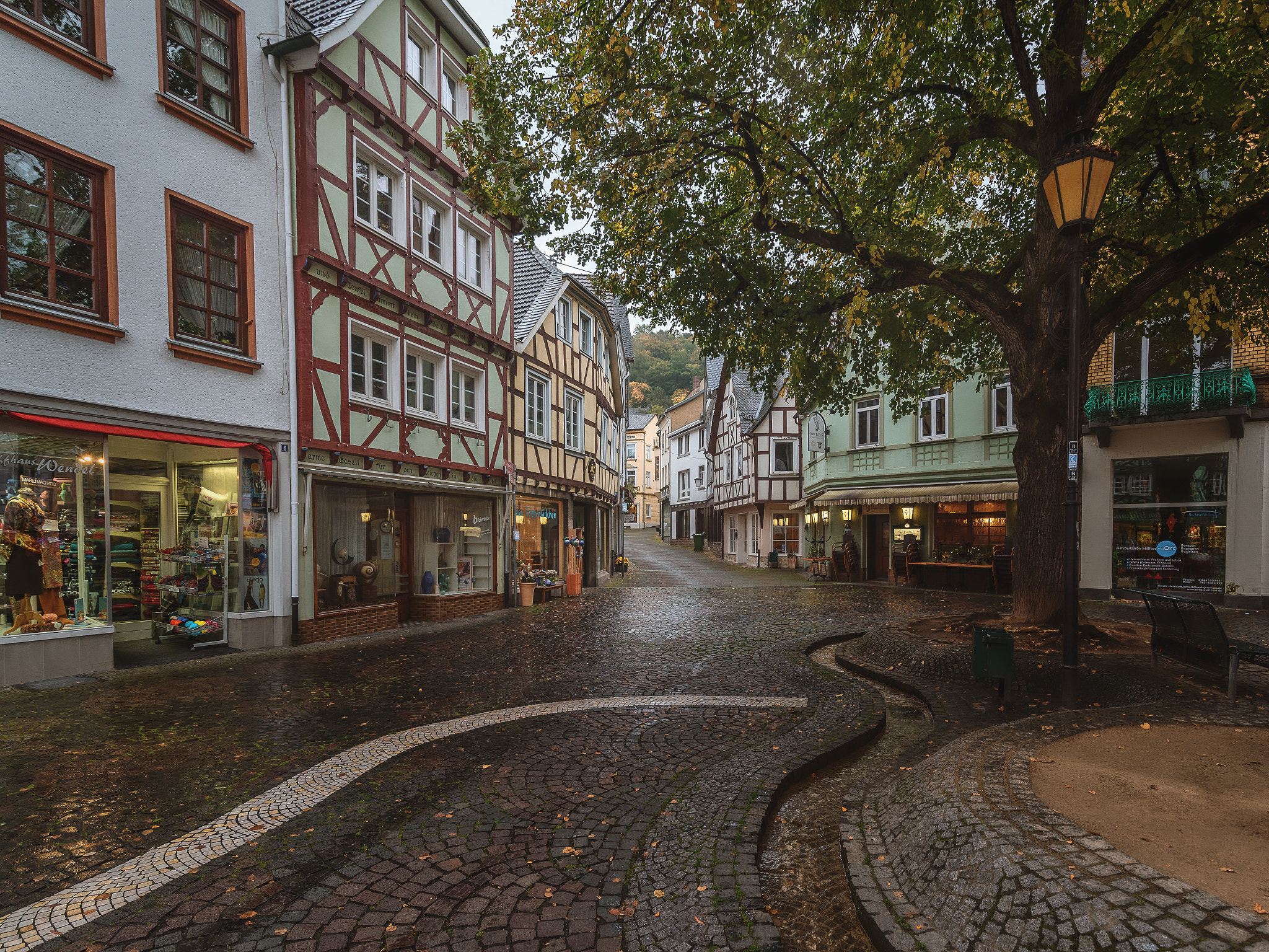 Tokina AT-X 16-28mm F2.8 Pro FX sample photo. Linz am rhein, germany photography