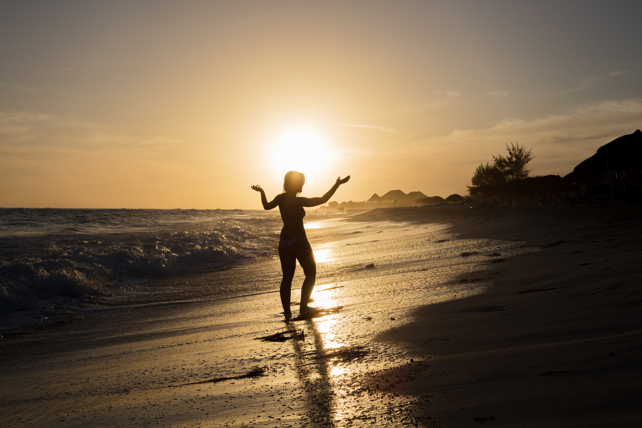 Canon EOS 5DS + Canon EF 24-105mm F4L IS USM sample photo. Cayo largo girl photography