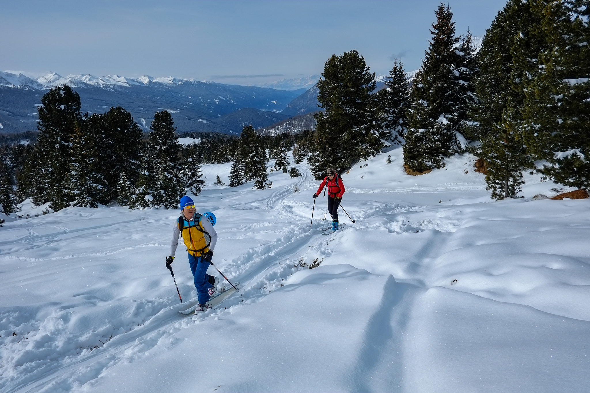 Fujifilm X-E1 + Fujifilm XF 18mm F2 R sample photo. Skialp in the dolomites photography