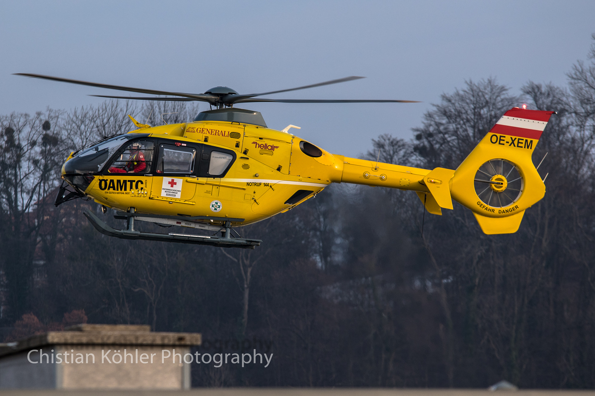 Canon EOS 7D Mark II + Sigma 70-200mm F2.8 EX DG OS HSM sample photo. Eurocopter 135t2 christophorus 6 - chirurgie west photography