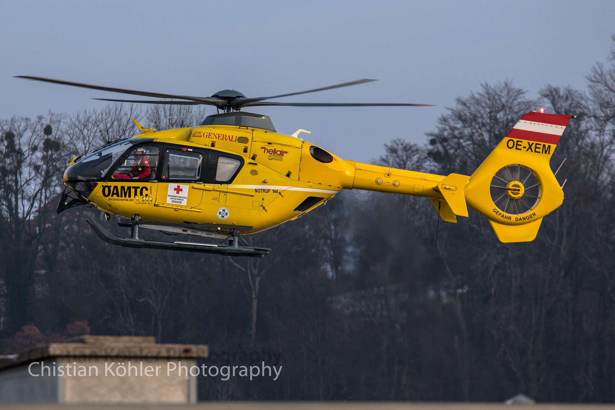 Sigma 70-200mm F2.8 EX DG OS HSM sample photo. Eurocopter 135t2 christophorus 6 - chirurgie west photography