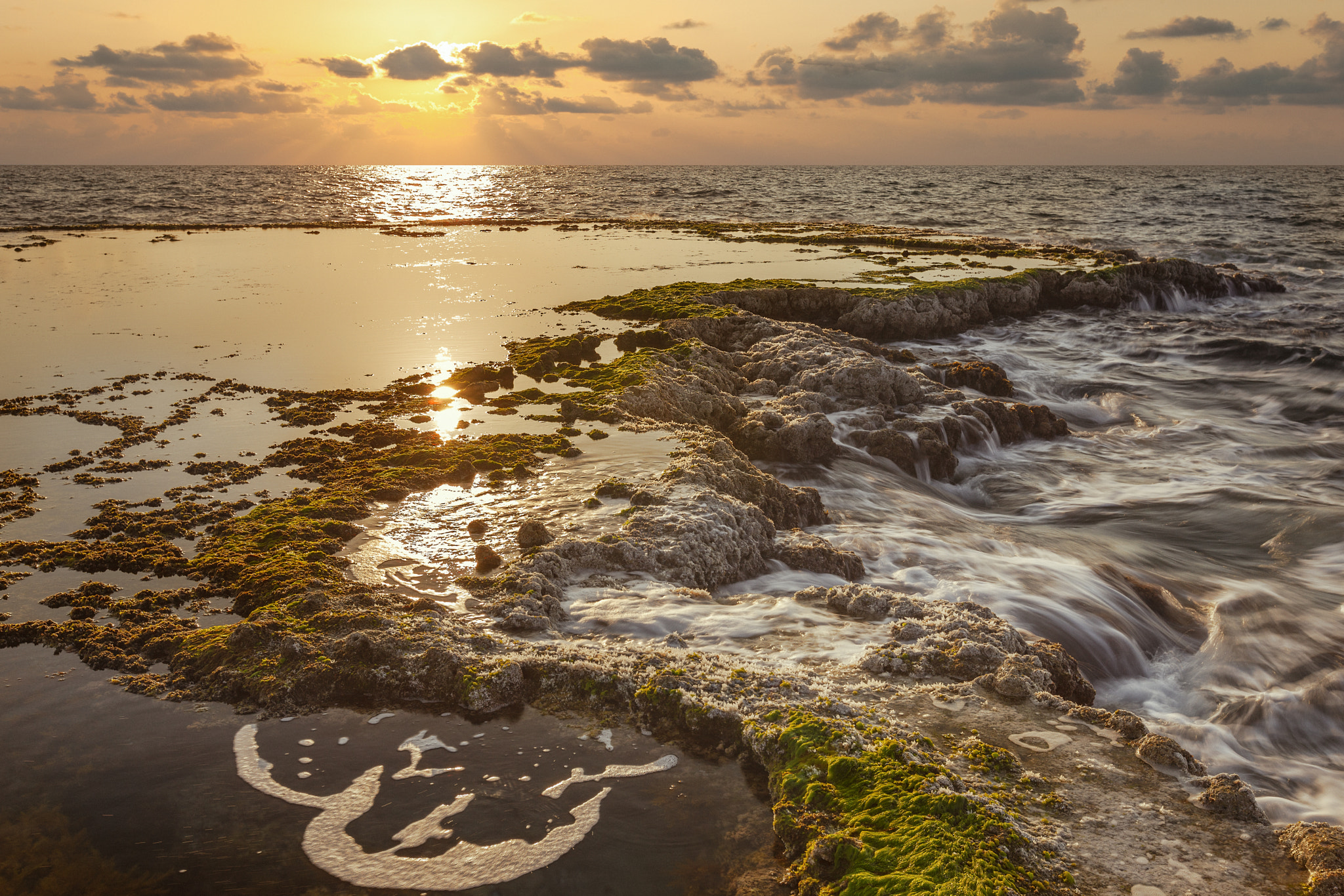 Canon EOS-1Ds Mark III sample photo. Mediterranean sea photography
