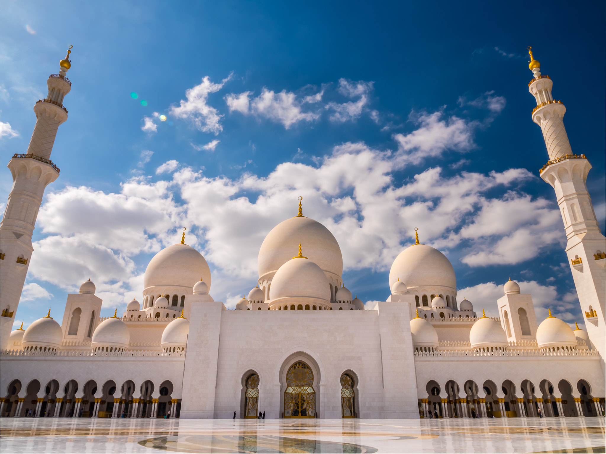 Panasonic Lumix G X Vario 12-35mm F2.8 ASPH Power OIS sample photo. Sheikh zayed grand mosque photography